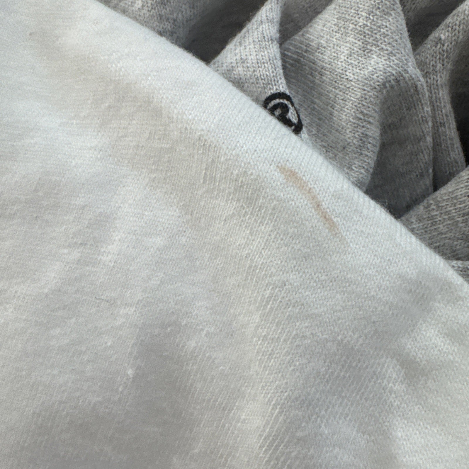 SUPREME CONNECT WHITE TEE SIZE SMALL Small Mark On Sleeve