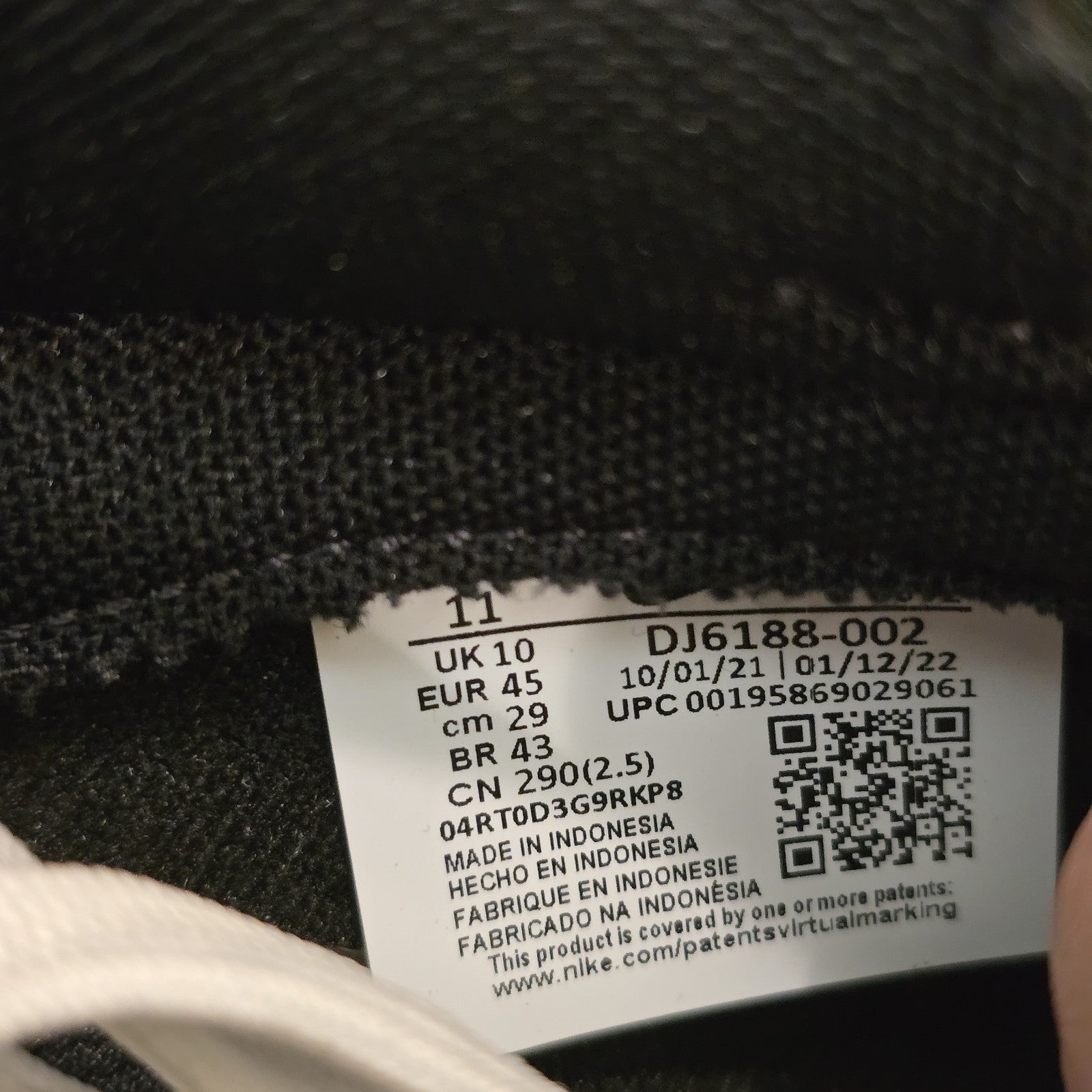 Size 11 - Nike Dunk Low Black Panda Yellowing