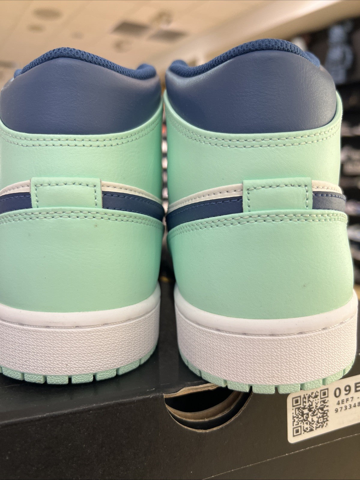 Jordan 1 Mid Blue Mint Sz 12 DEFECT