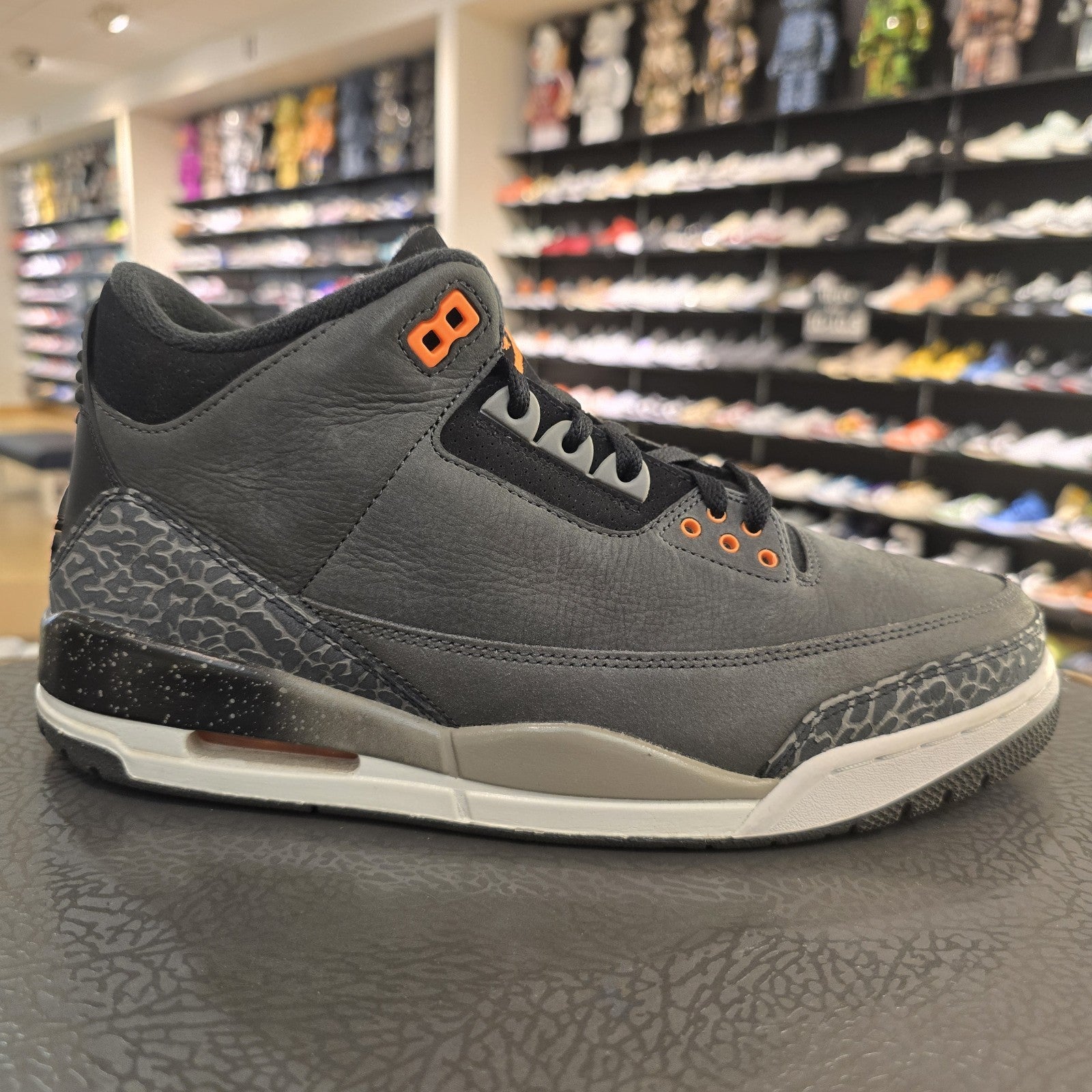 Size 11 - Jordan 3 Retro 2023 Fear Used
