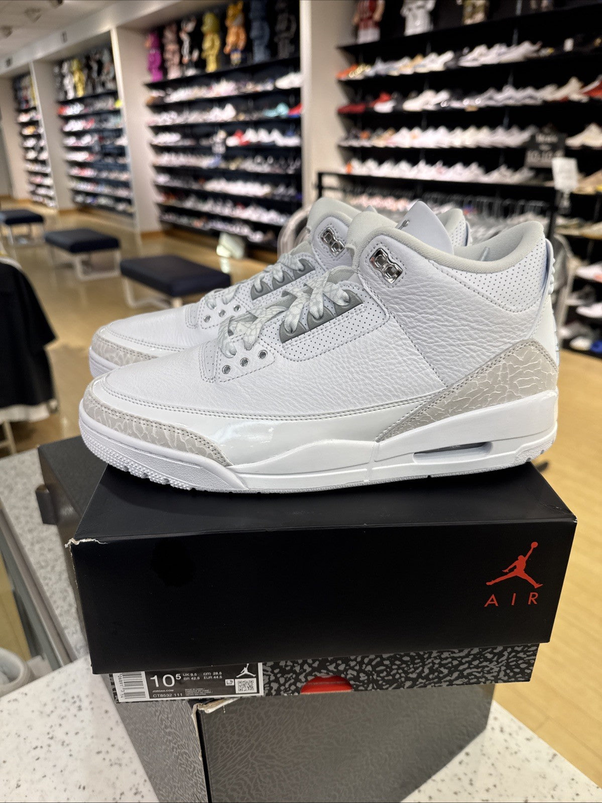 Size 10.5 - Air Jordan 3 Retro 2025 Pure Money