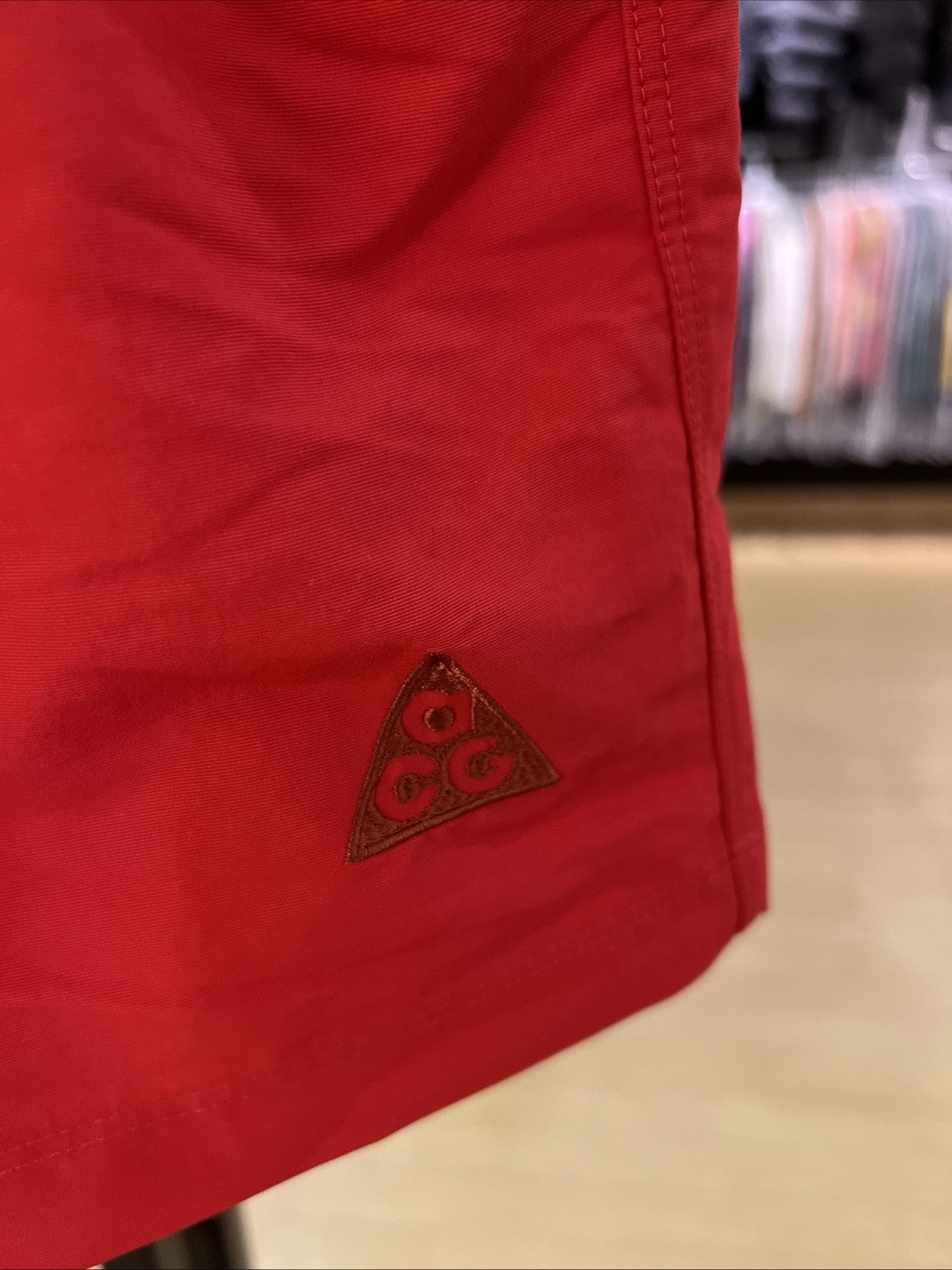 NIKE ACG Woven Trail Hiking Shorts Red Women’s Sz XS