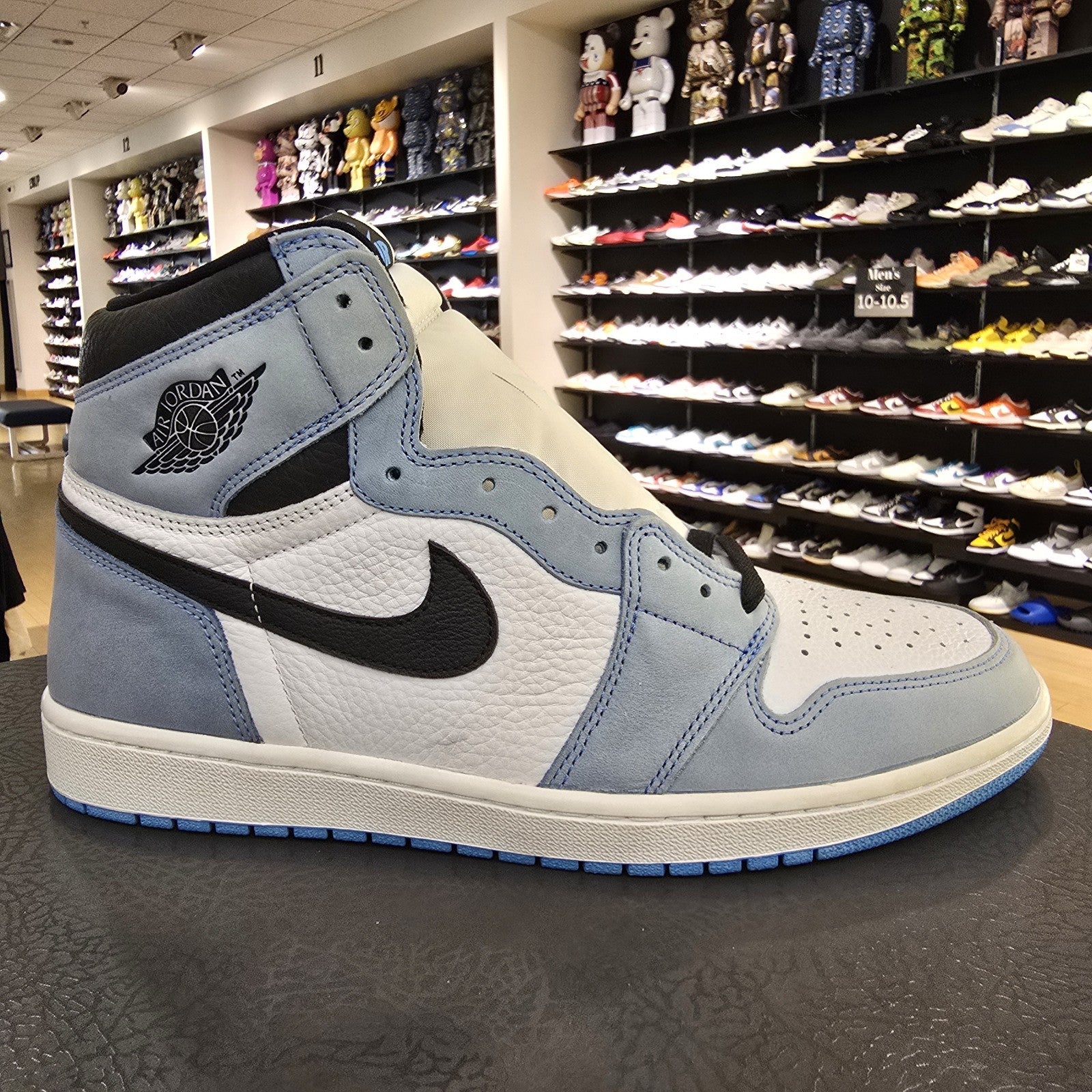 Size 13 - Jordan 1 Retro OG High University Blue (Yellowing)