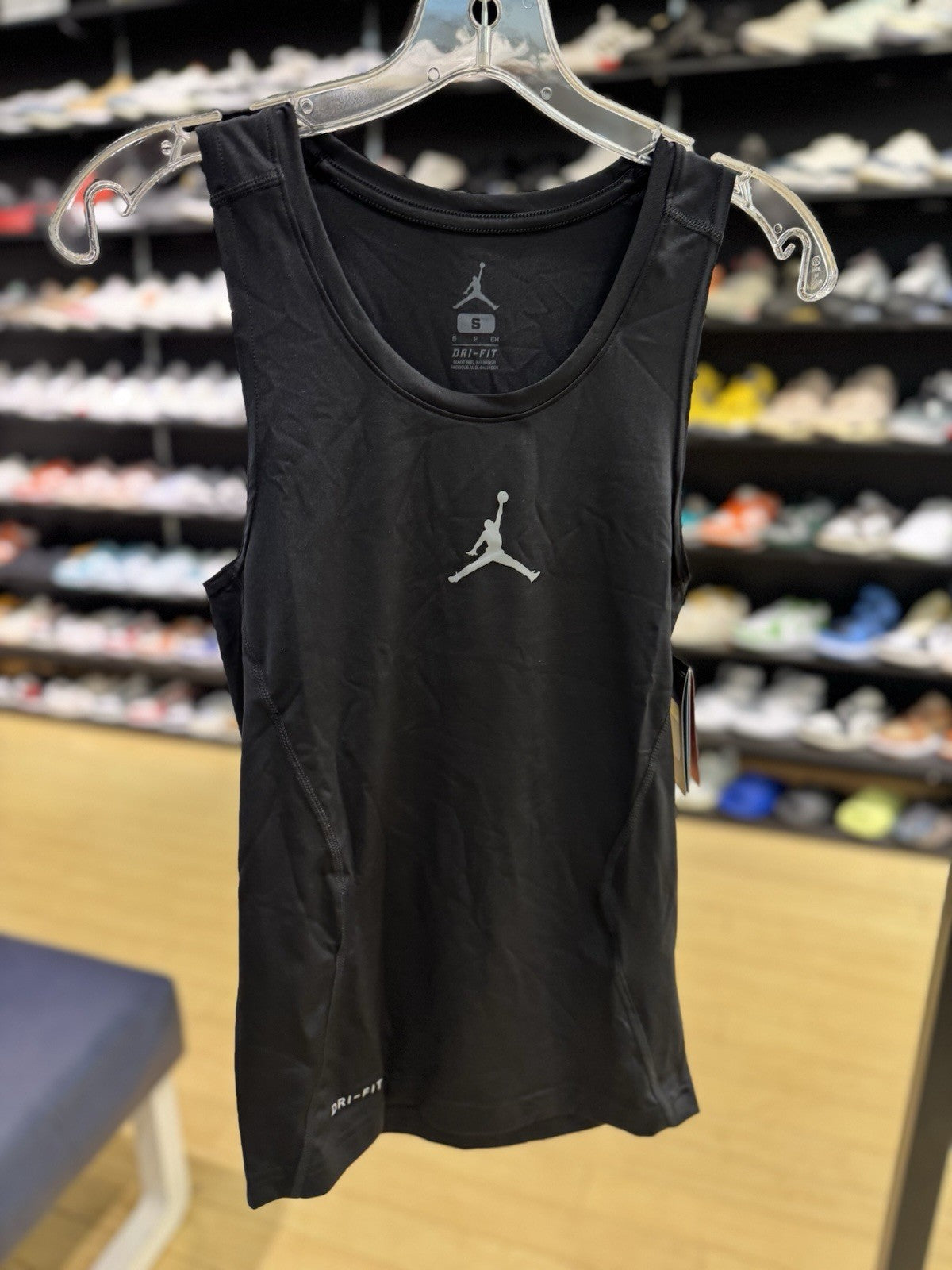 NIKE AIR JORDAN DRY 23 ALPHA TOP Black Size Small