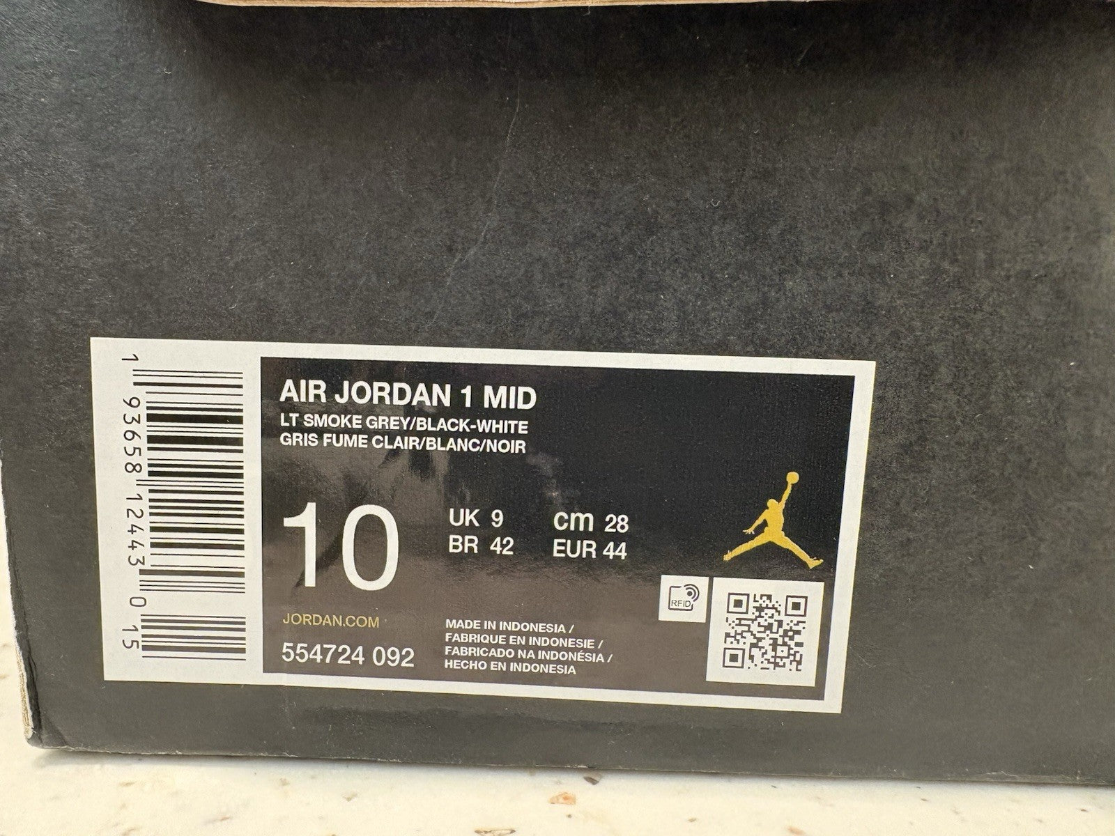 Jordan 1 Mid Light Smoke Grey Size 10 DEFECT 
