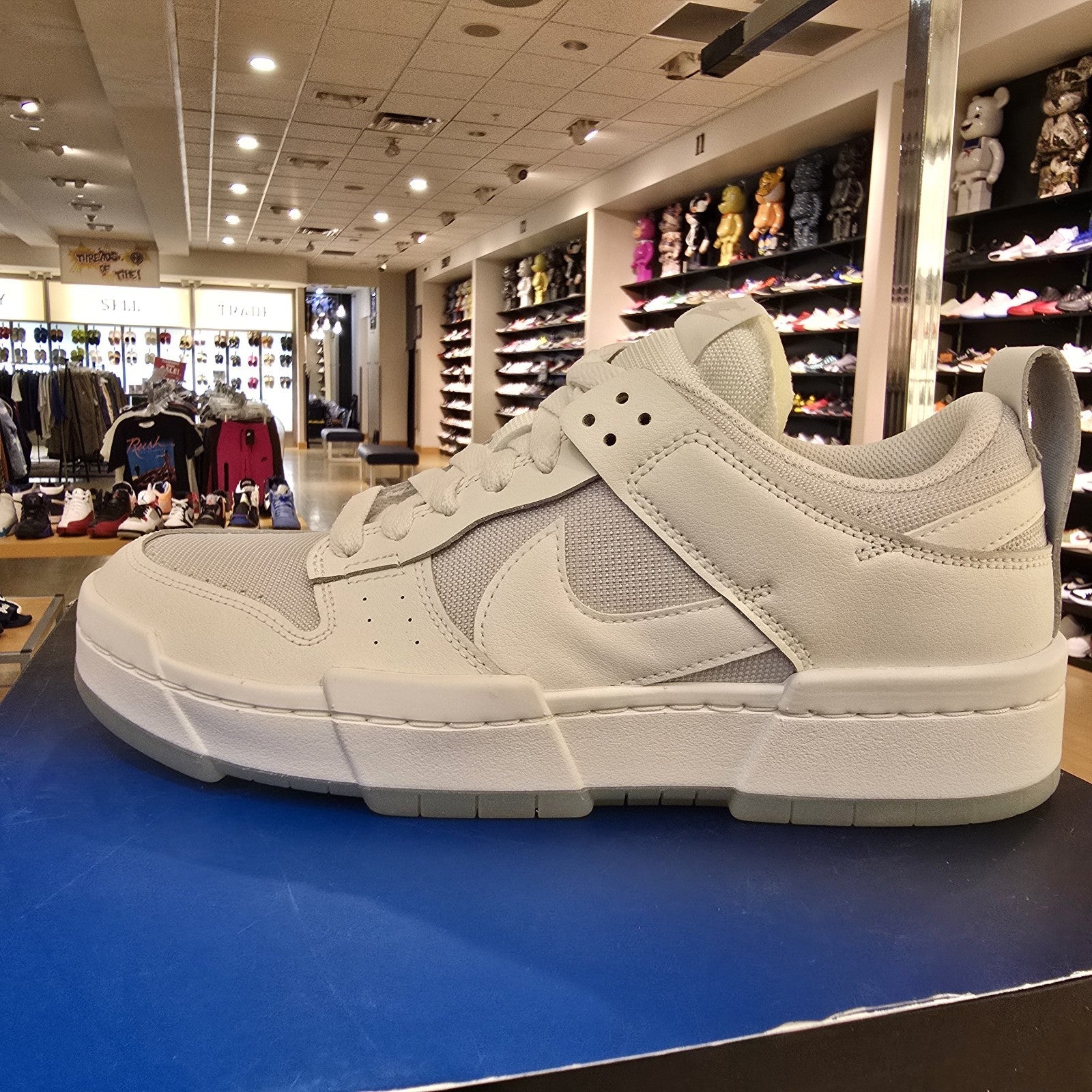 Nike Dunk Disrupt Low Photon Dust (Women's) SZ 11/9.5M Yellowed