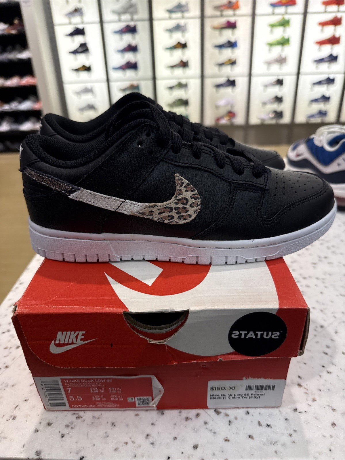 Nike Dunk SE Low Primal Black WOMANS 7