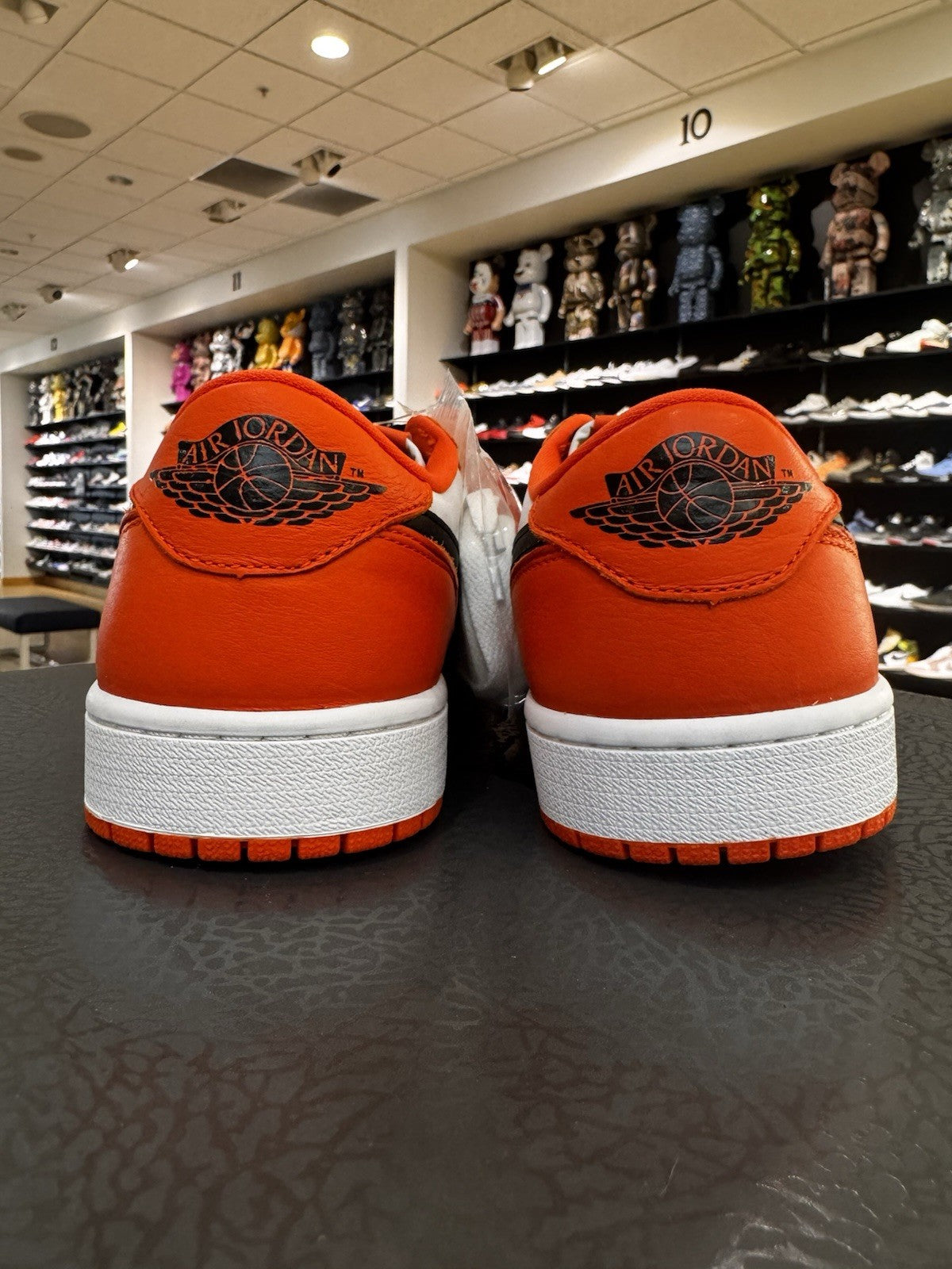 Jordan 1 Low OG Shattered Backboard Starfish Size 10.5