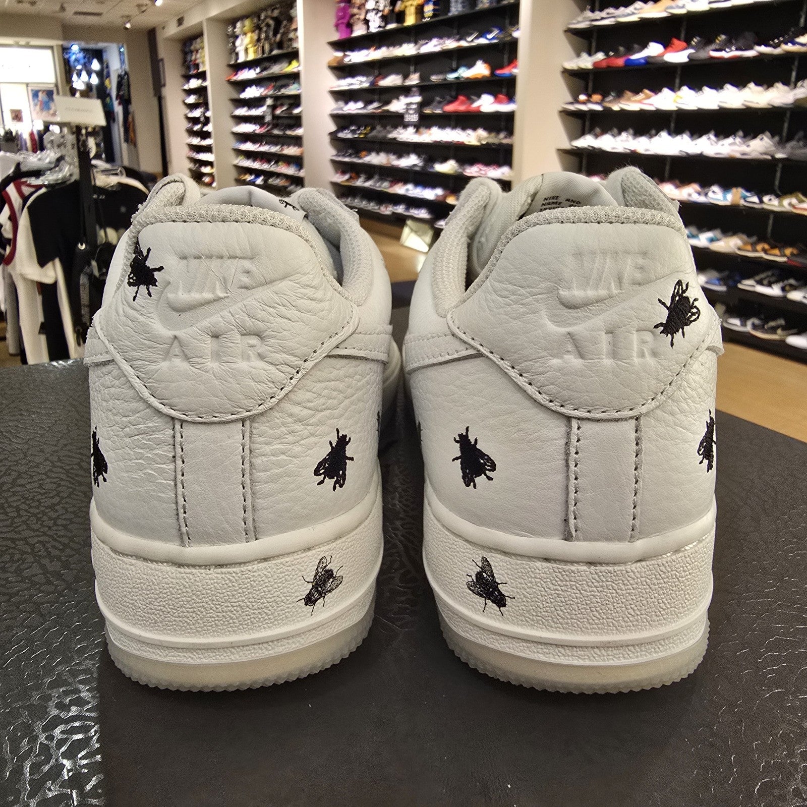 Size 7 - Nike Air Force 1 Low Houseflies