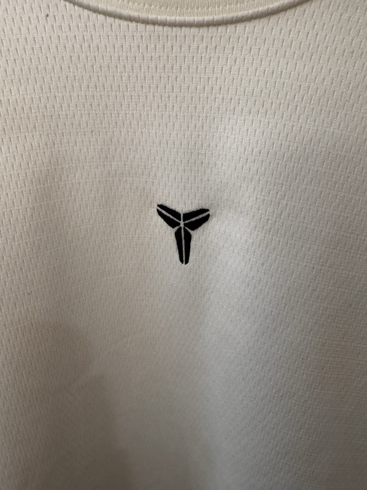 Nike Kobe Year of Mamba Therma Crewneck White Size 3XL