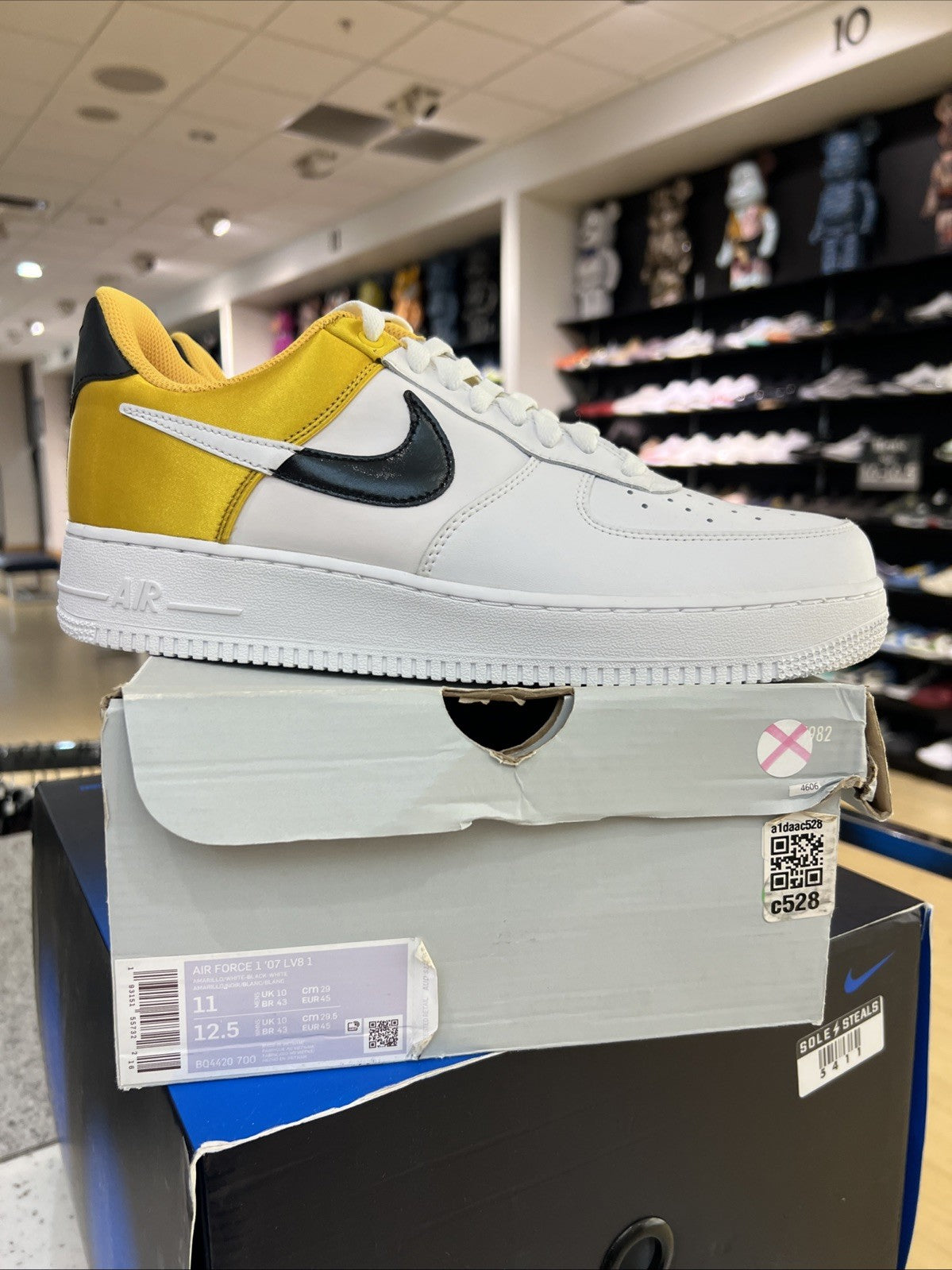 Nike Air Force 1 '07 LV8 x NBA Amarillo Sz 11