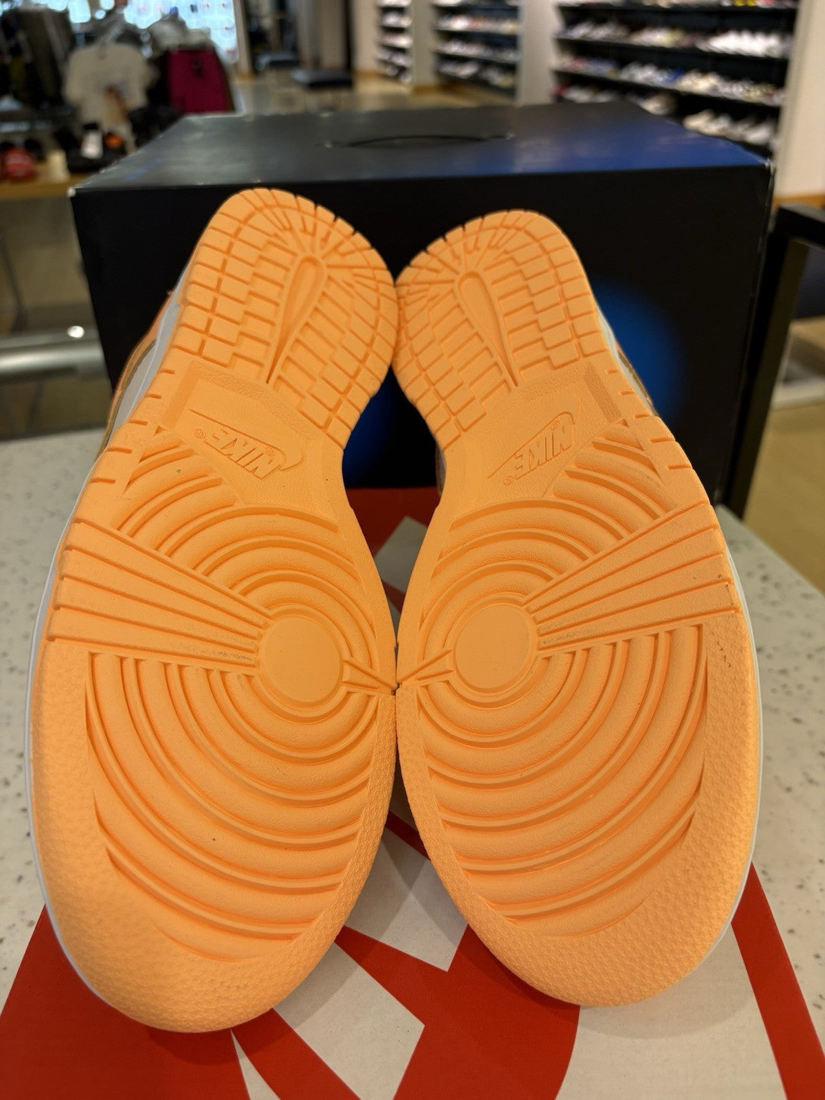 Size 9.5 - Nike Dunk Low Peach Cream 2022
