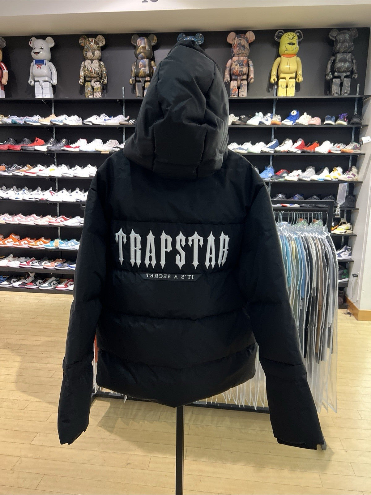 Trapstar Decoded Hooded Puffer Jacket Sz XL