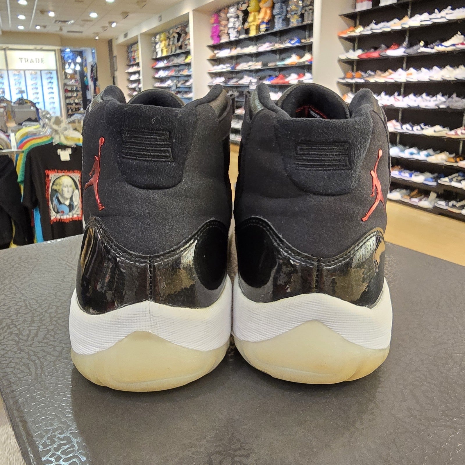 Size 11 - Jordan 11 Retro 72-10
