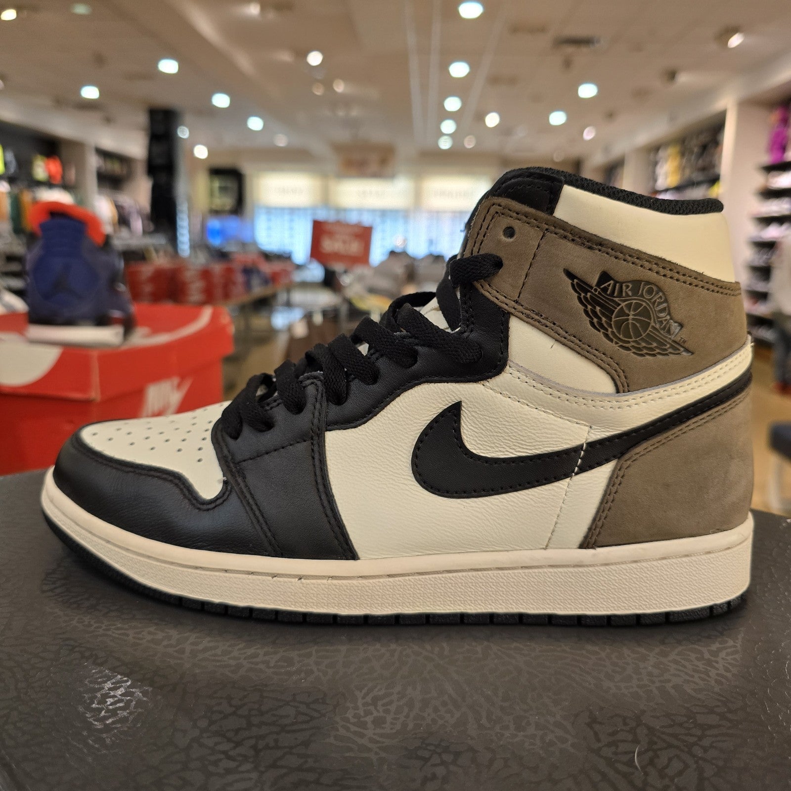 Size 9.5 - Jordan 1 Retro OG High Dark Mocha