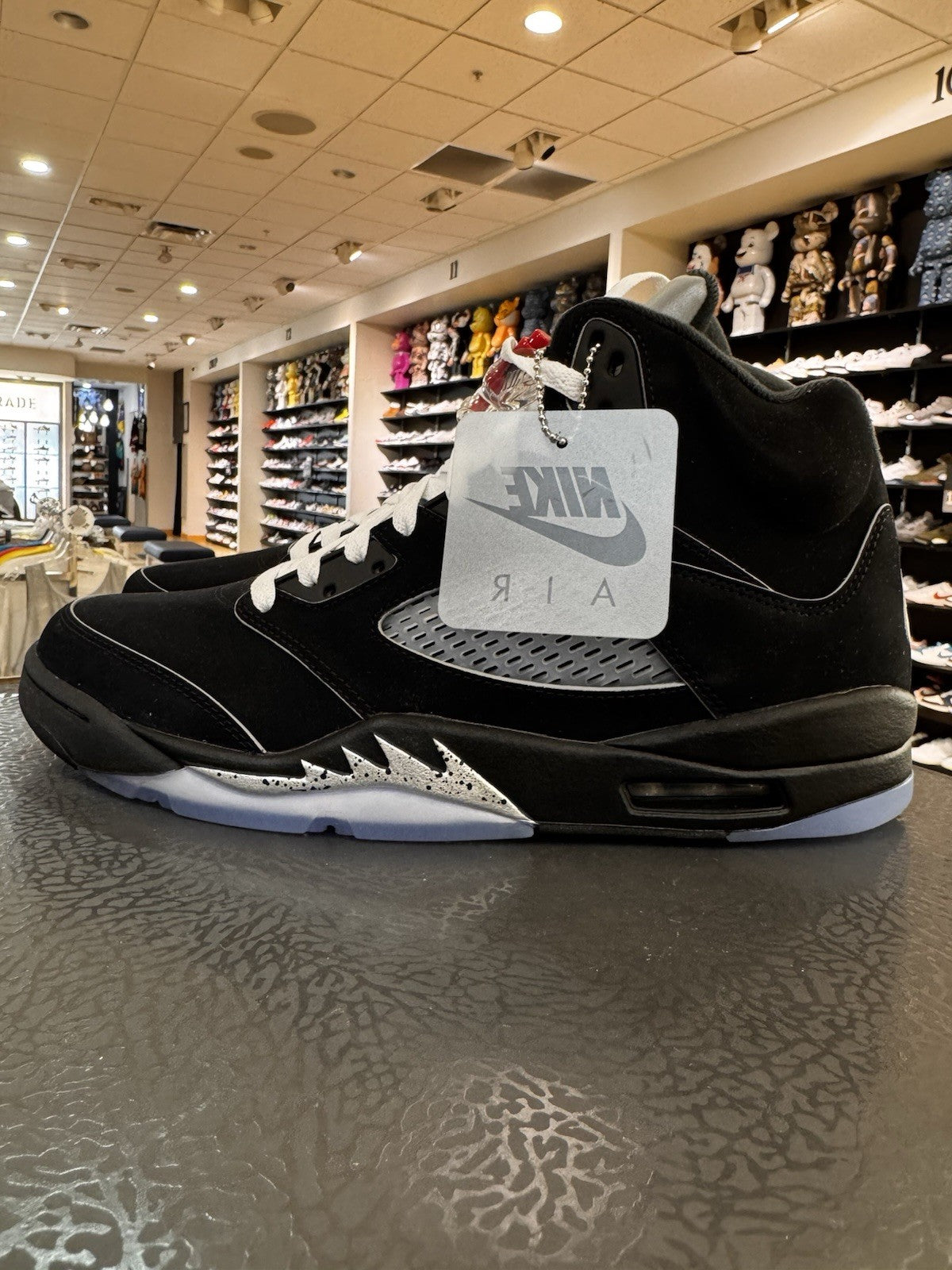 Air Jordan 5 Retro OG Black Metallic Reimagined Size 11.5