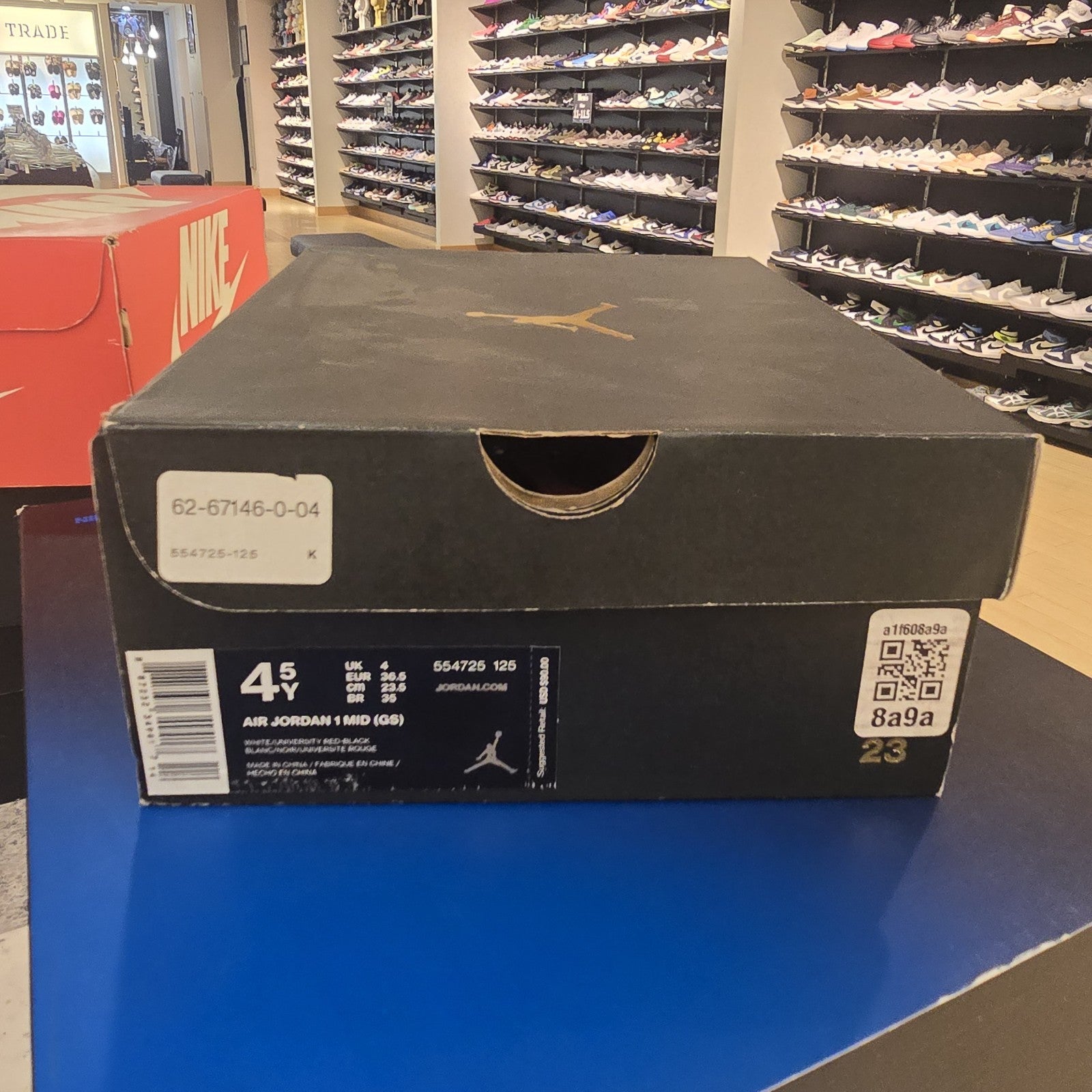Jordan 1 Mid Bred Multi Color GS SZ 4.5Y