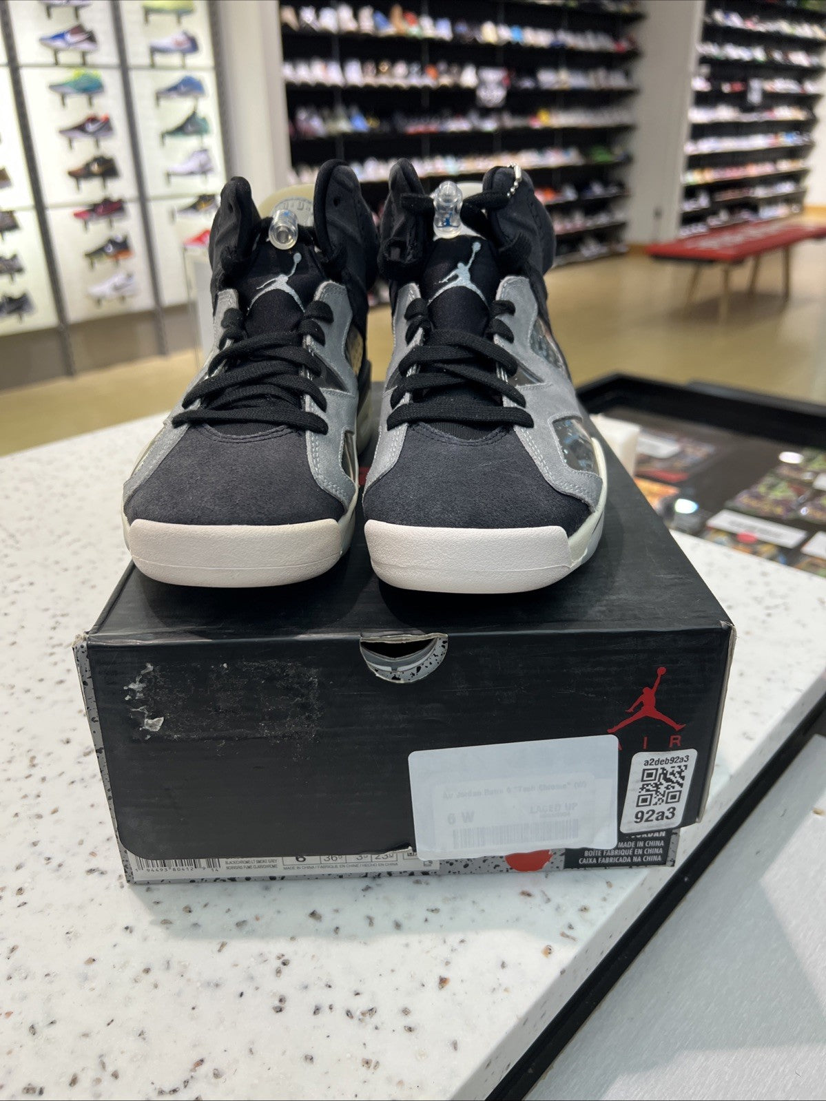 Jordan 6 Retro Tech Chrome Womens Sz 6/4.5Y DEFECT YELLOWING