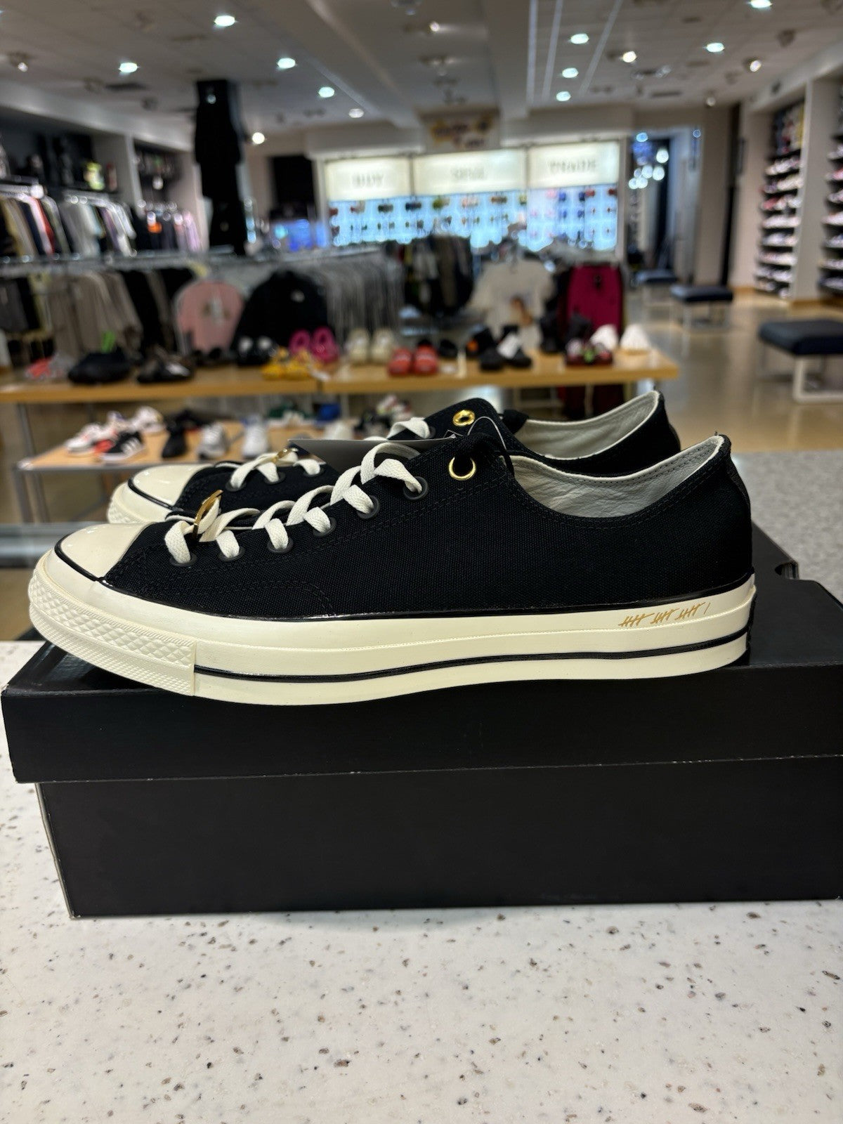 Converse Chuck Taylor All Star Ox 30 and 40 Size 11