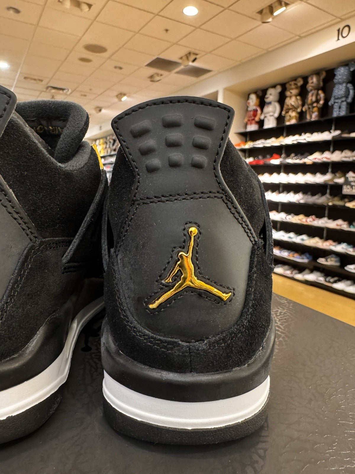 Jordan 4 Retro Royalty GS Size 6Y