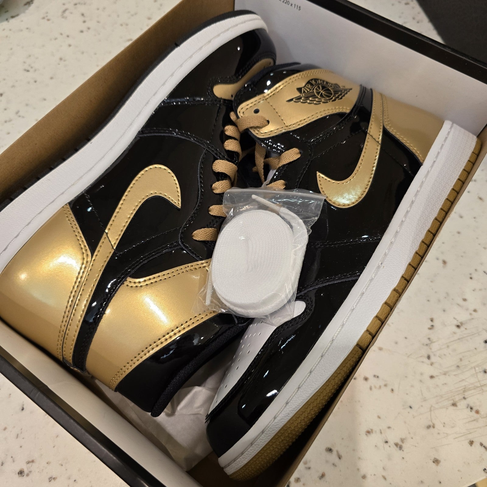 Size 9 - Air Jordan 1 Retro OG NRG High Gold Top 3
