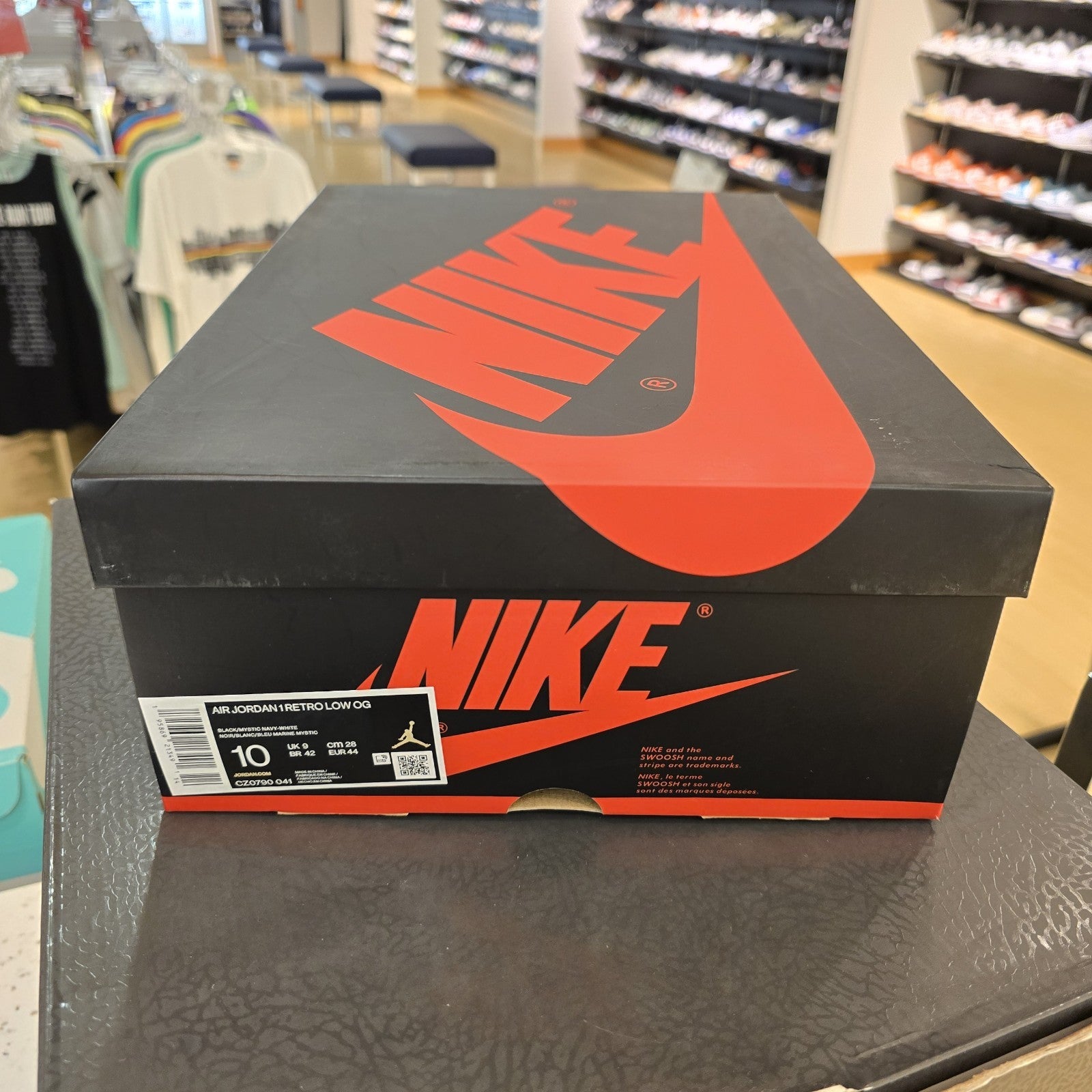 Size 10 - Jordan 1 Low OG Mystic Navy