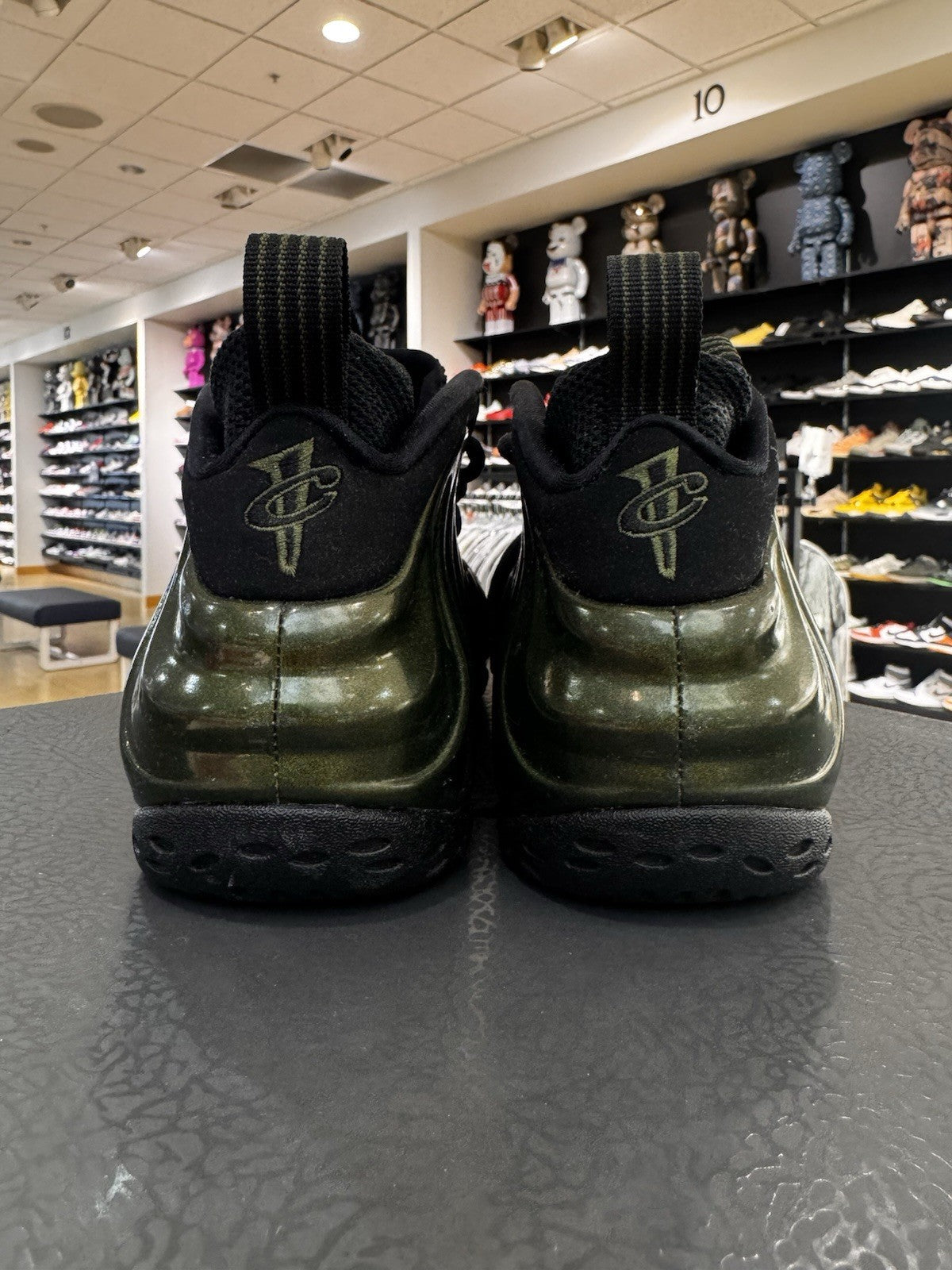 Nike Air Foamposite One Legion Green Size 6