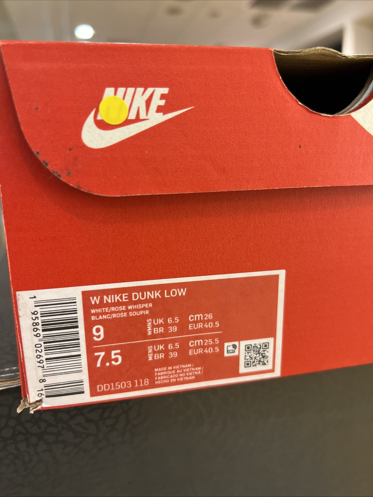 Nike Dunk Low Rose Whisper Women’s Sz 9