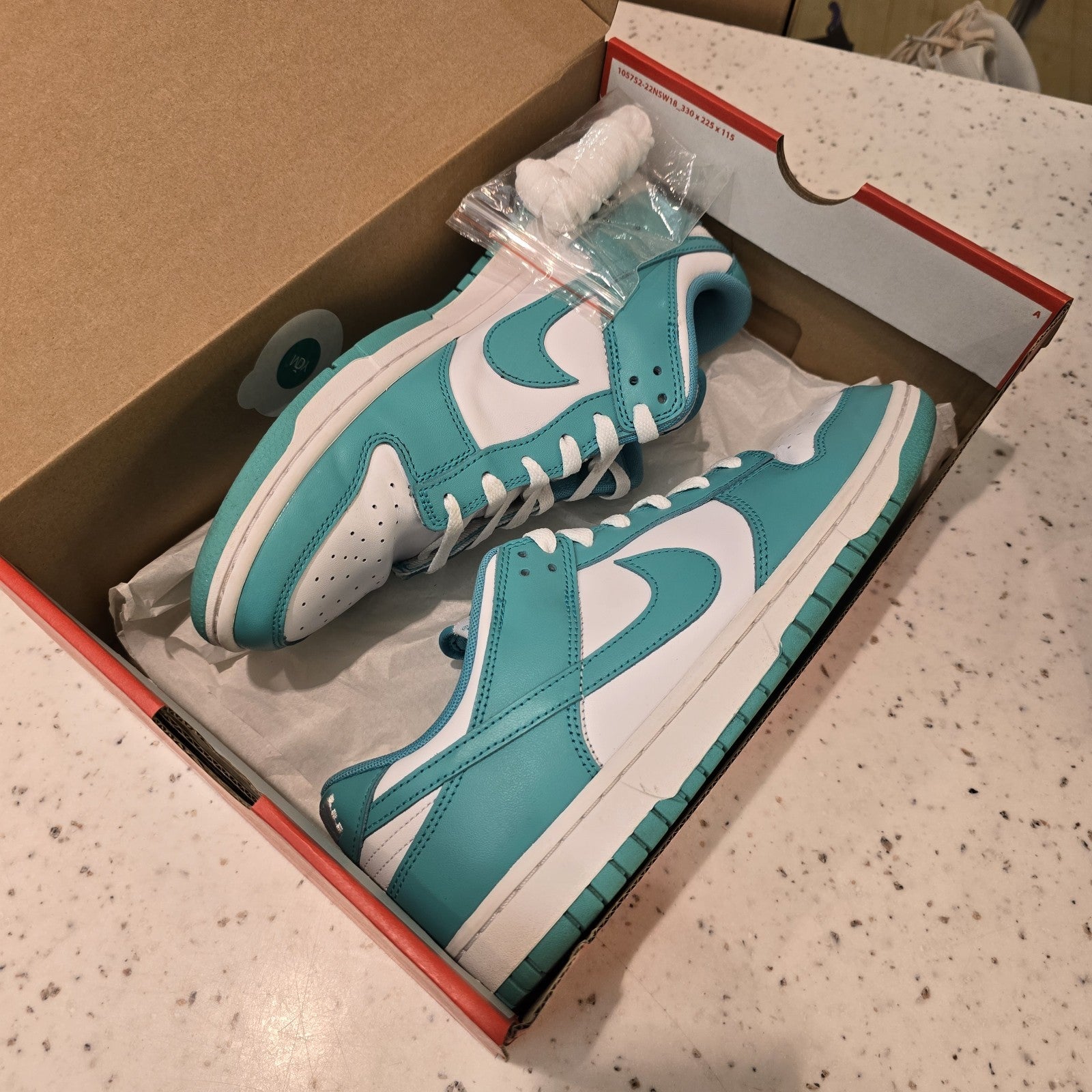 Size 10 - Nike Dunk Low Clear Jade 2023 DV0833-101