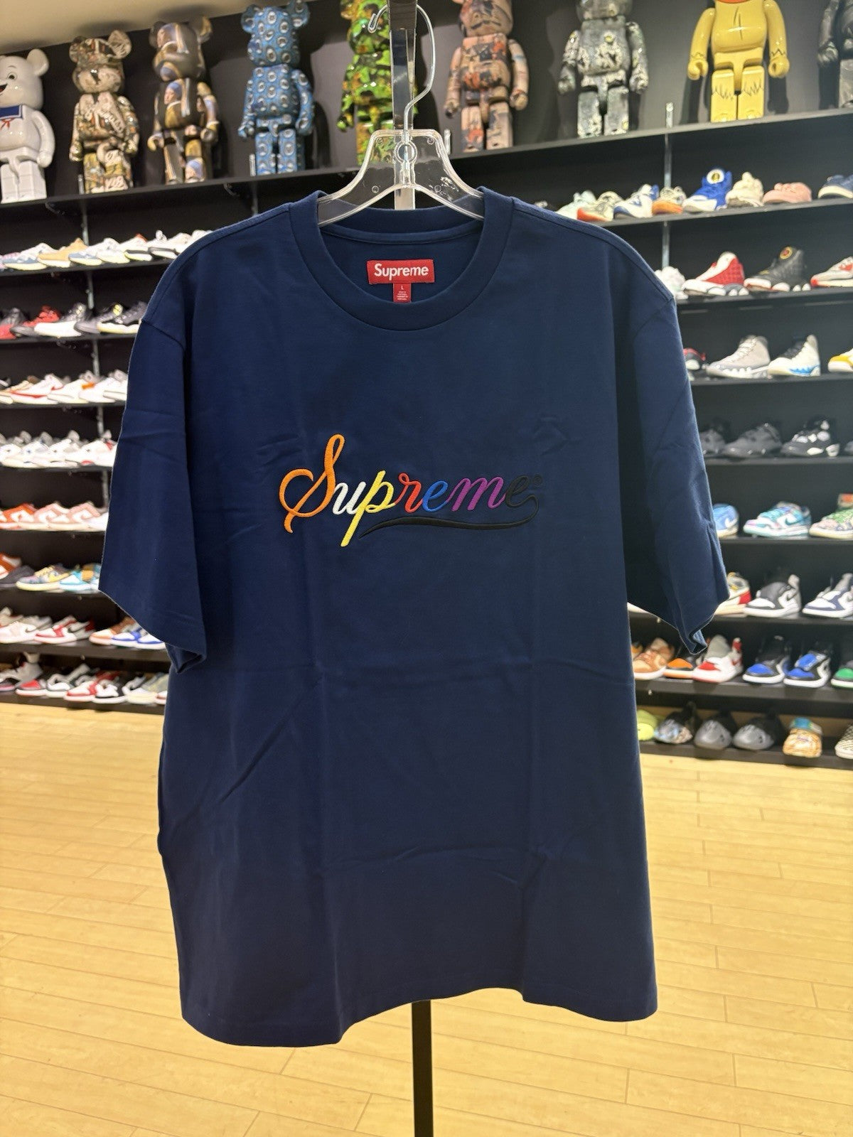 Supreme Cursive S/S Top Navy Size Large