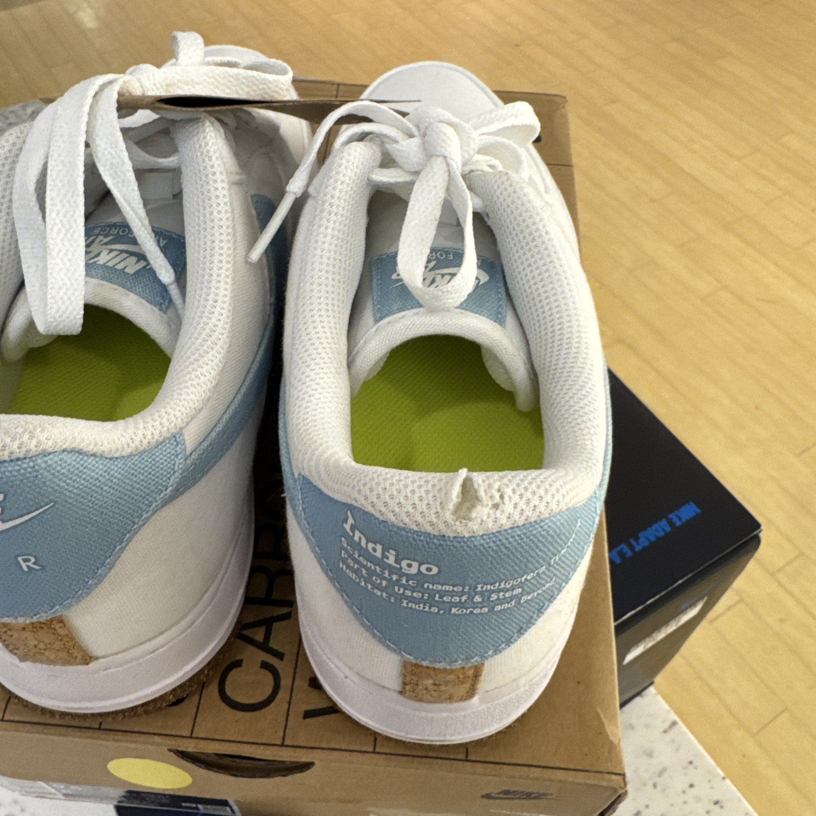 Size 9.5 - Nike Air Force 1 '07 SE Indigo W (RIPPED HEEL TAB RIGHT SHOE)