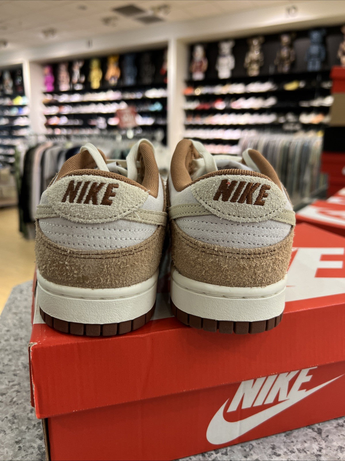 Nike Dunk Low Premium Medium Curry Sz 8