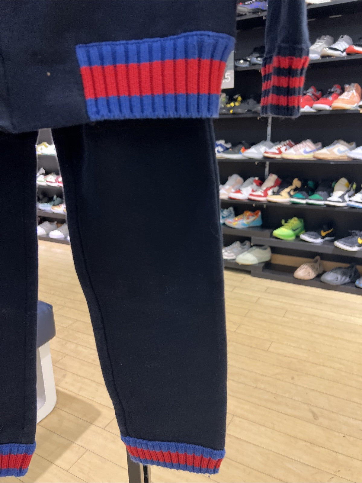 GUCCI SWEAT SUIT KIDS SZ 10
