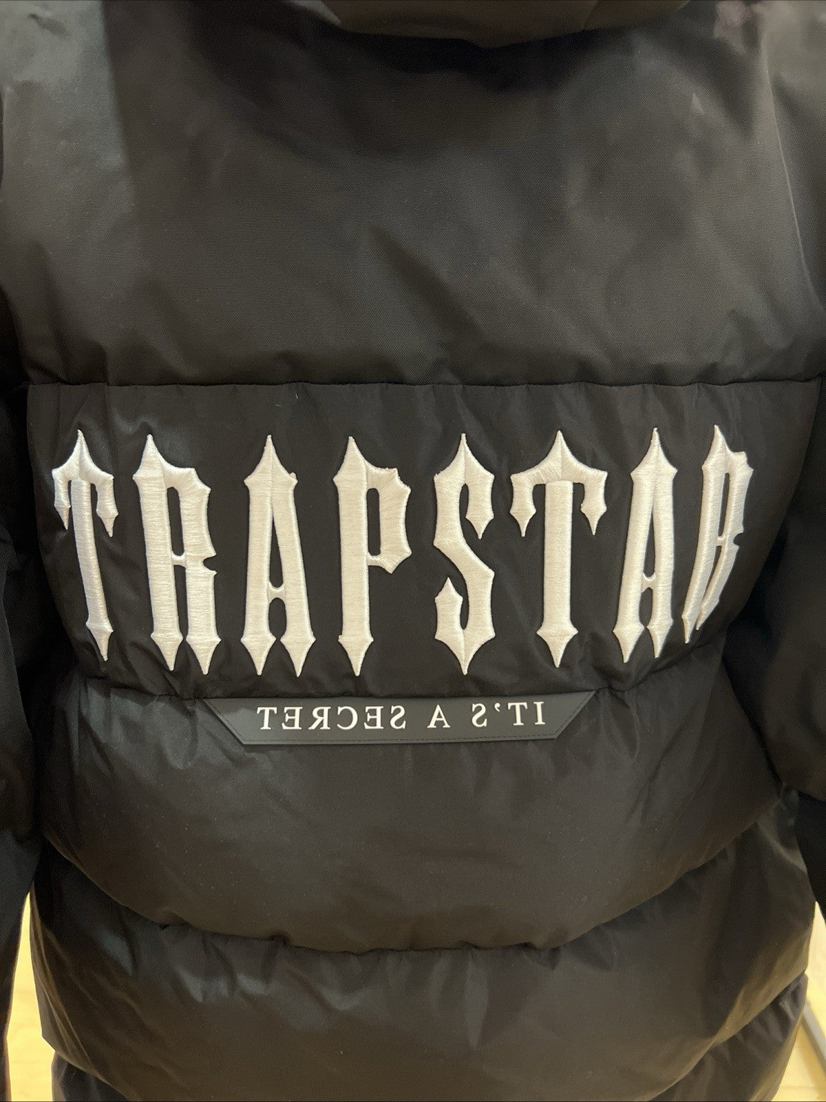 Trapstar Decoded Hooded Puffer Jacket Sz XL