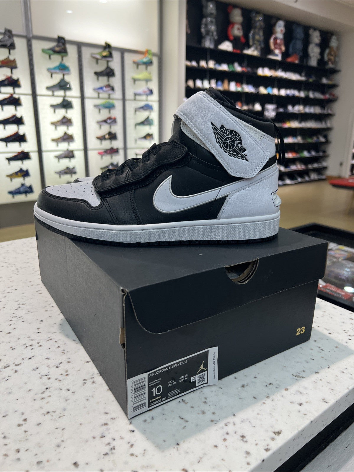 Air Jordan 1 FlyEase High Black White Sz 10