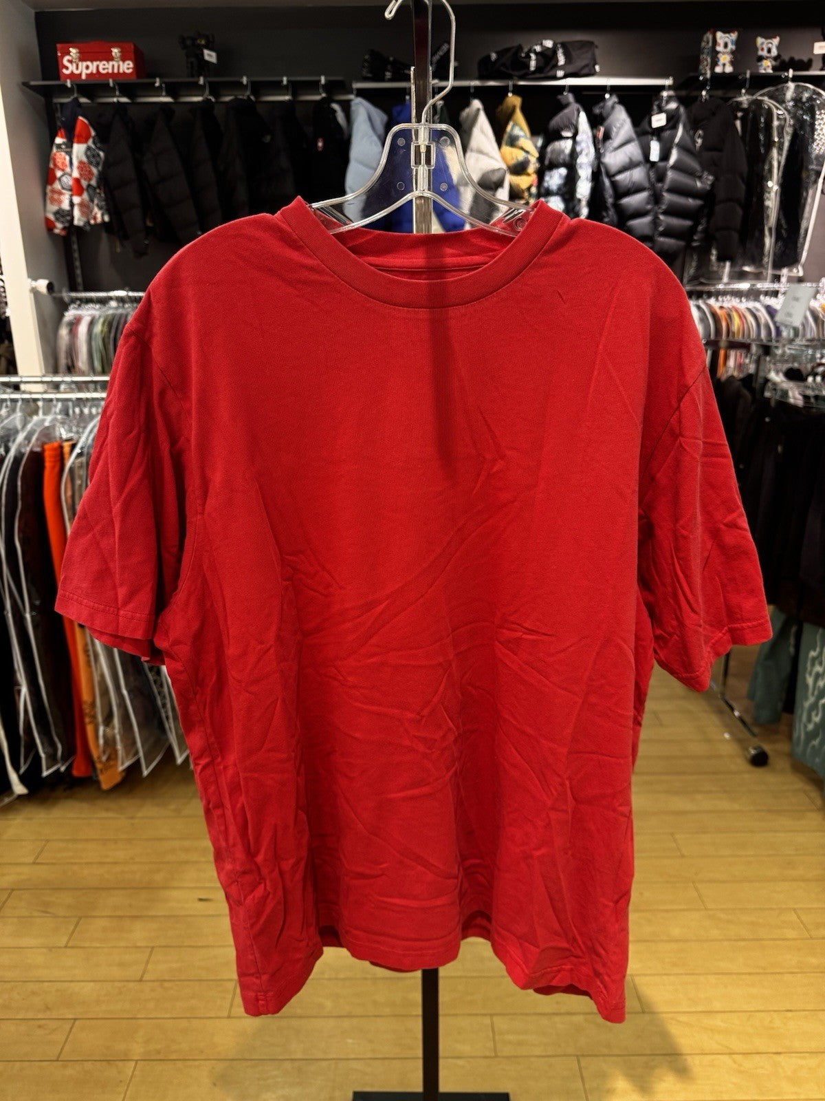 Supreme Cracked Back Arc S/S Top Red Size L