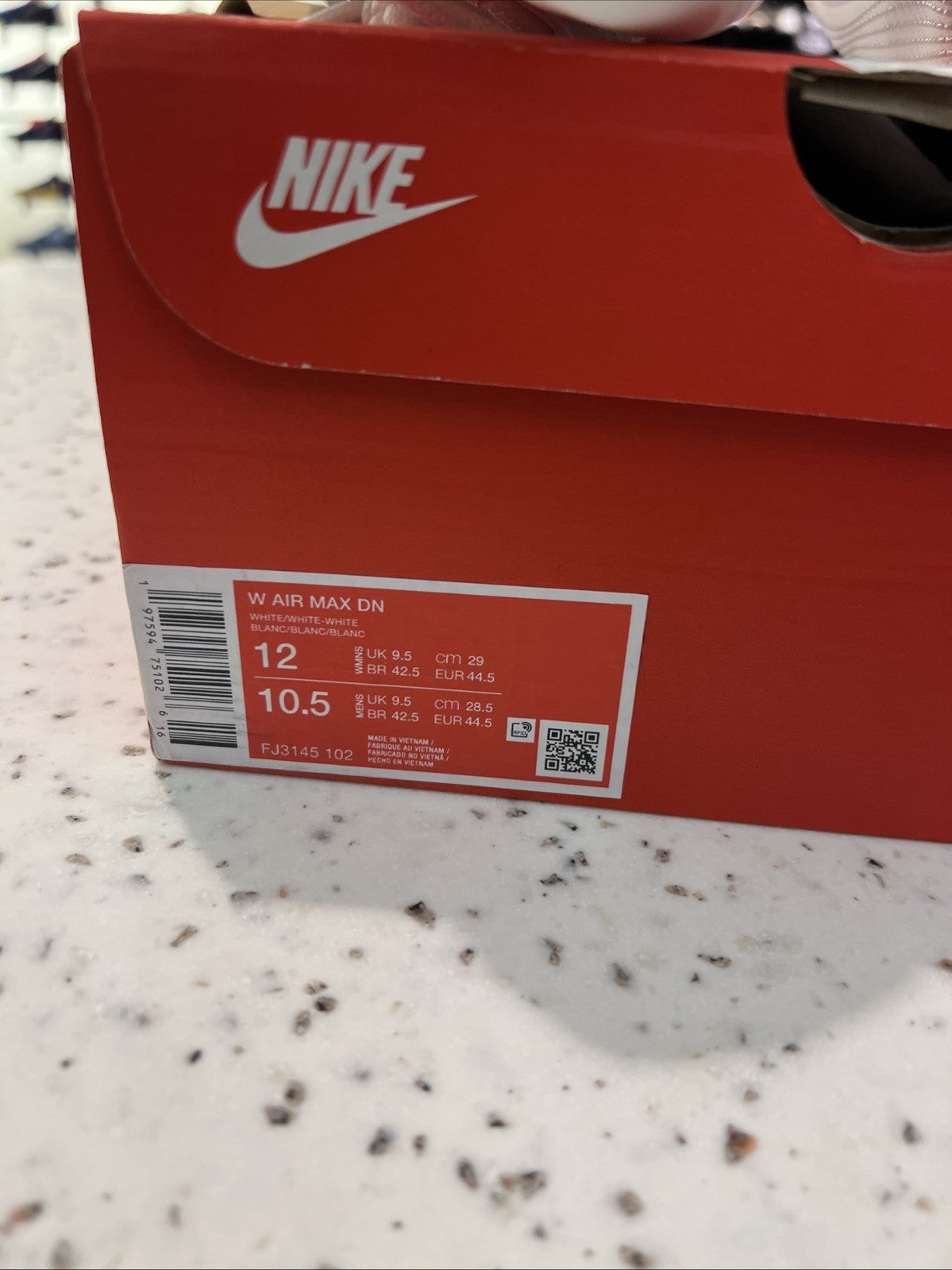 Nike Air Max DN Sneakers Womens Sz 12/10.5M