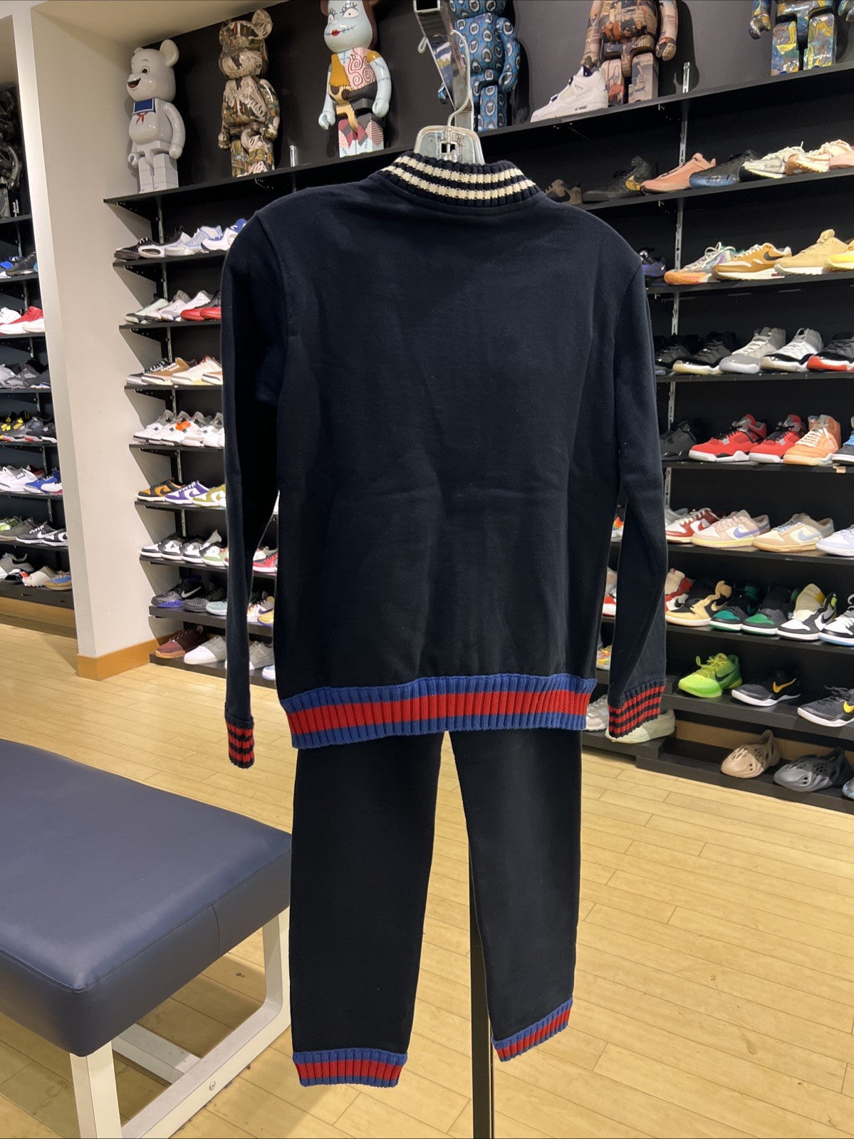 GUCCI SWEAT SUIT KIDS SZ 10