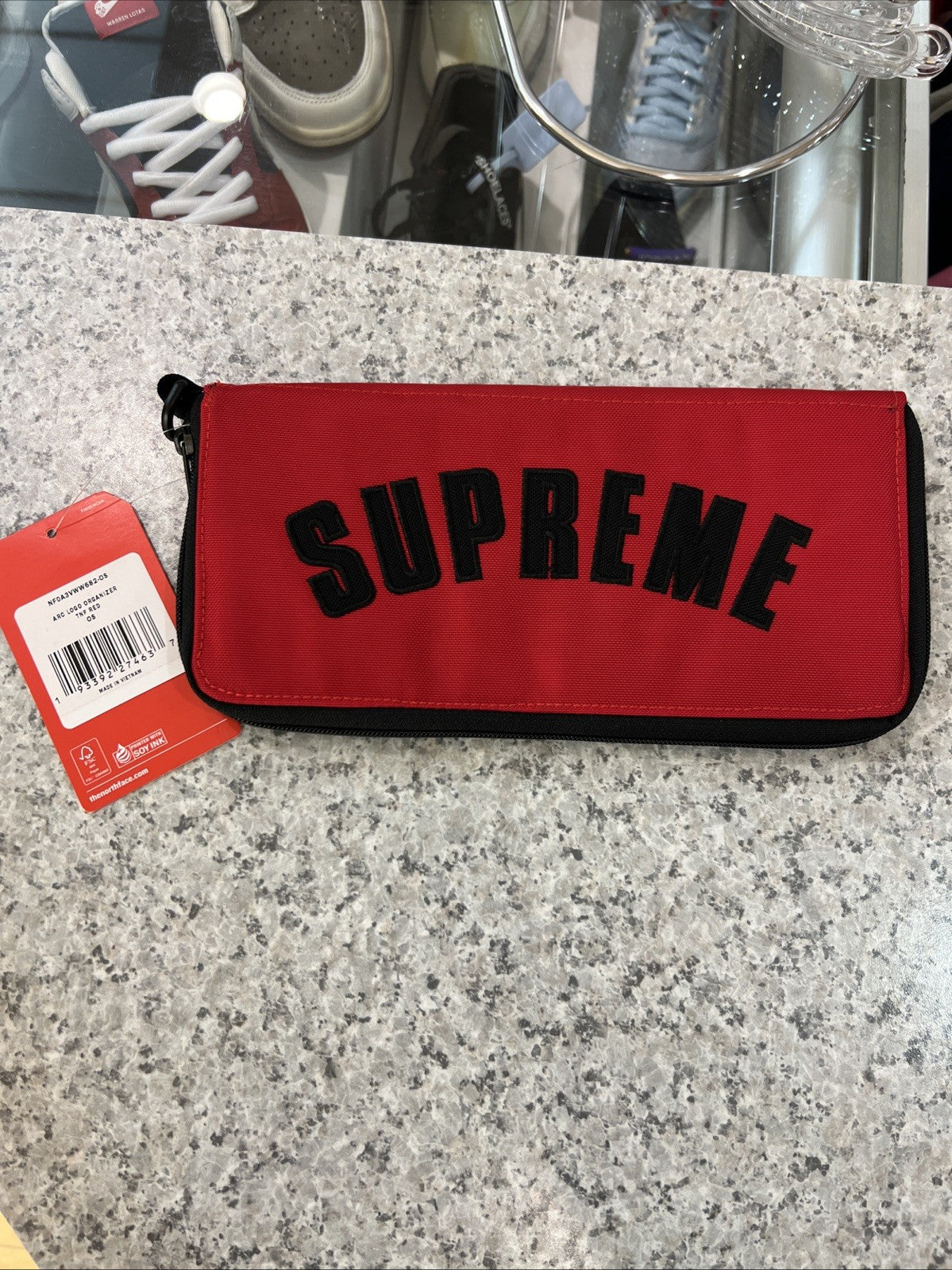 Supreme x THE NORTH FACE Arc Logo Organizer Red Bag