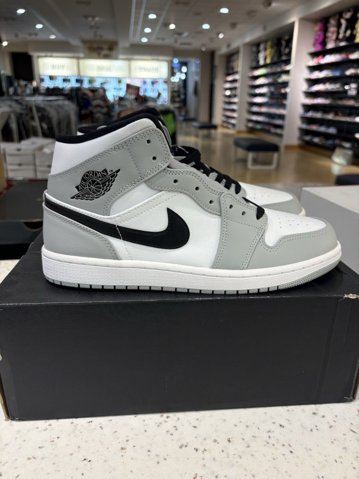 Jordan 1 Mid Light Smoke Grey Size 10 DEFECT 