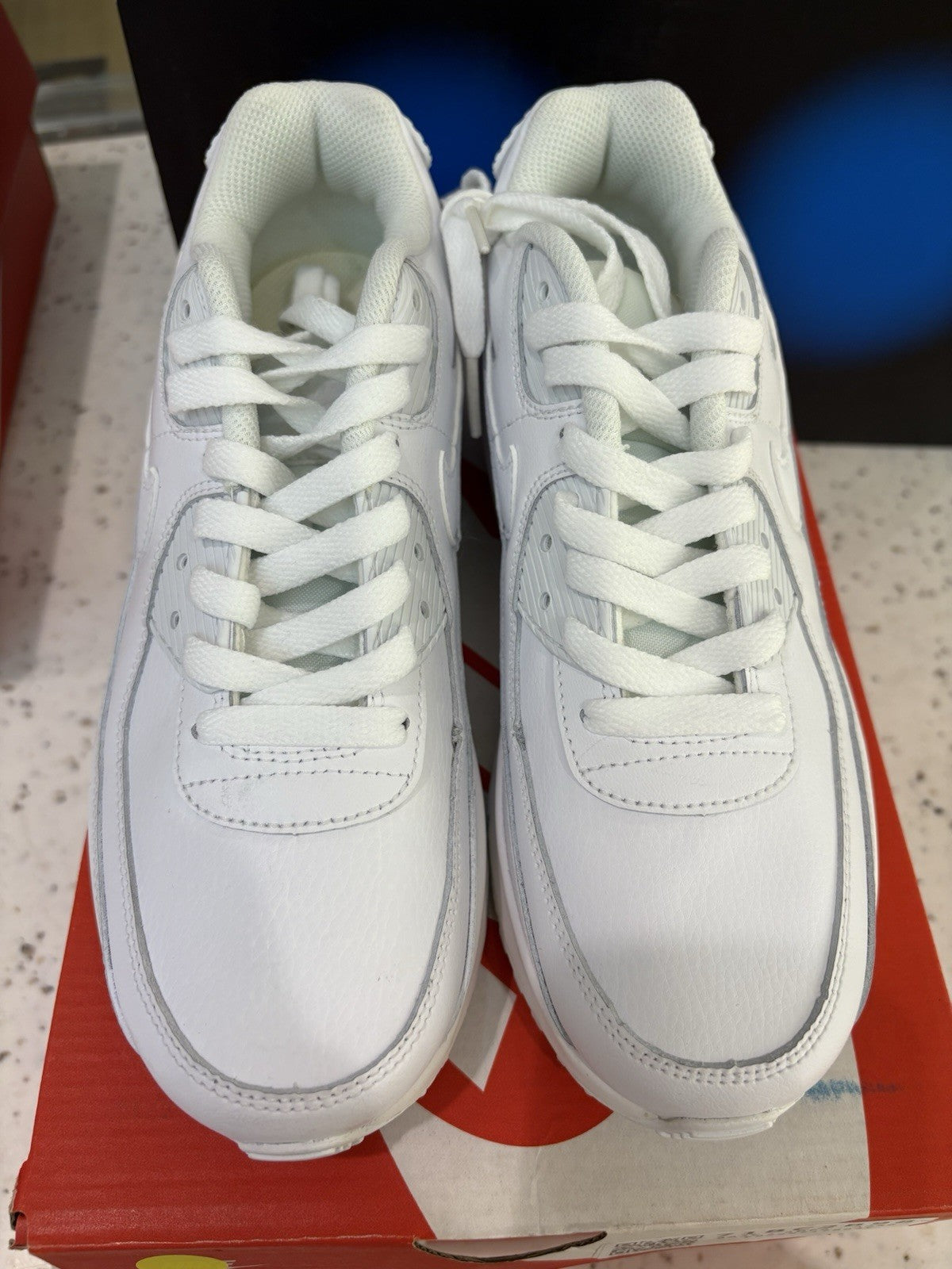 Nike Air Max 90 Low White Sz 5.5Y DEFECT
