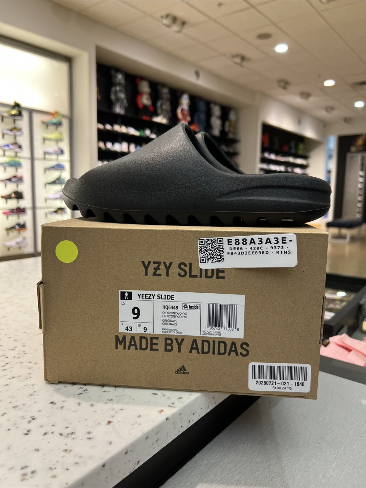 Adidas Yeezy Slide Onyx HQ6448