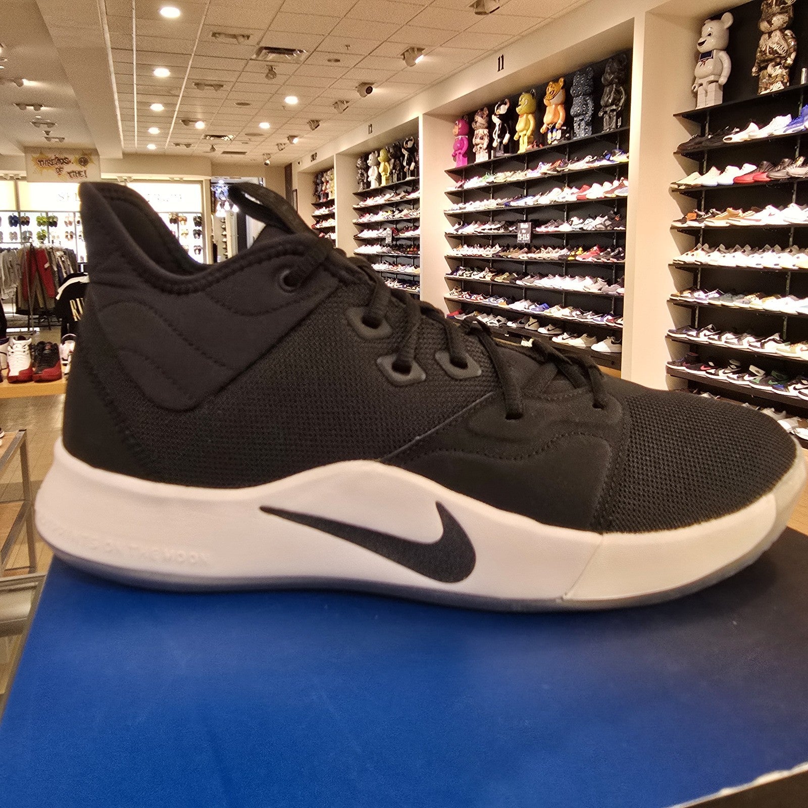 Nike PG 3 Black White SZ 12 Yellowed