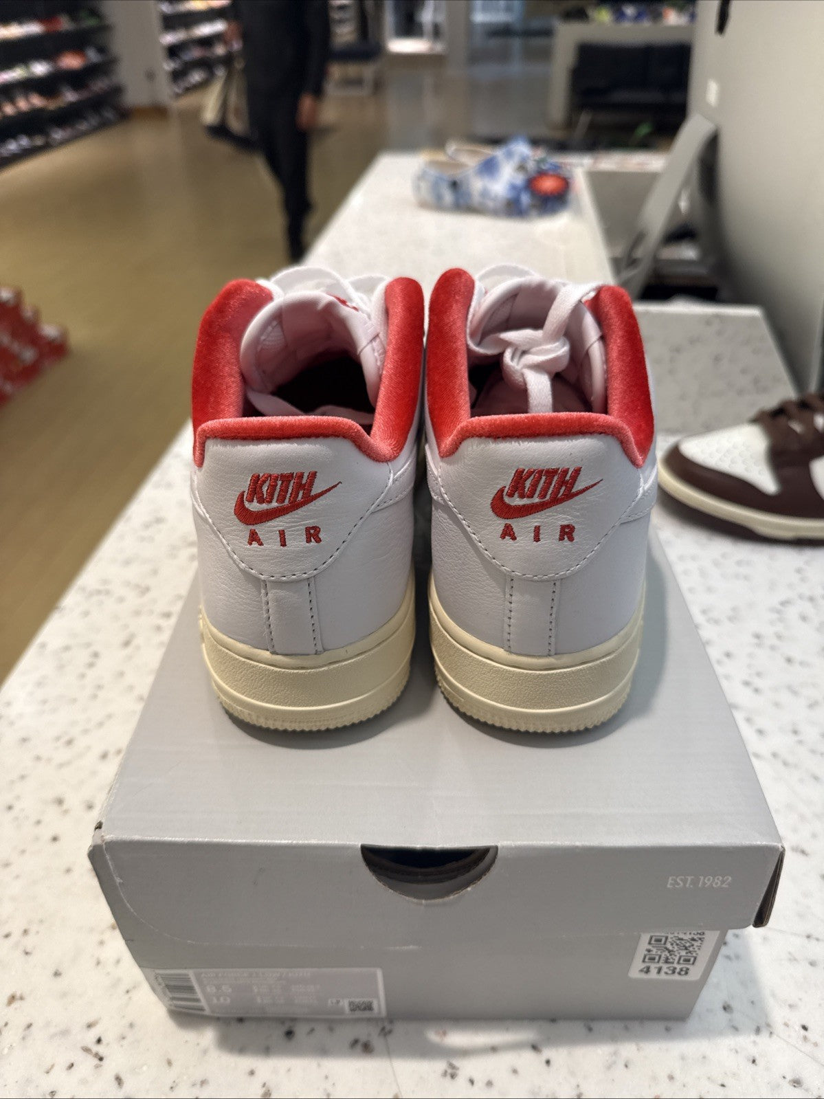 Air Force 1 Low Kith Sz 8.5