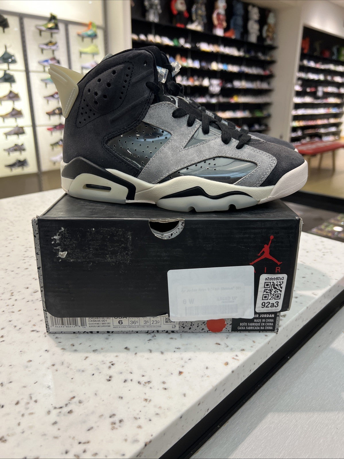 Jordan 6 Retro Tech Chrome Womens Sz 6/4.5Y DEFECT YELLOWING