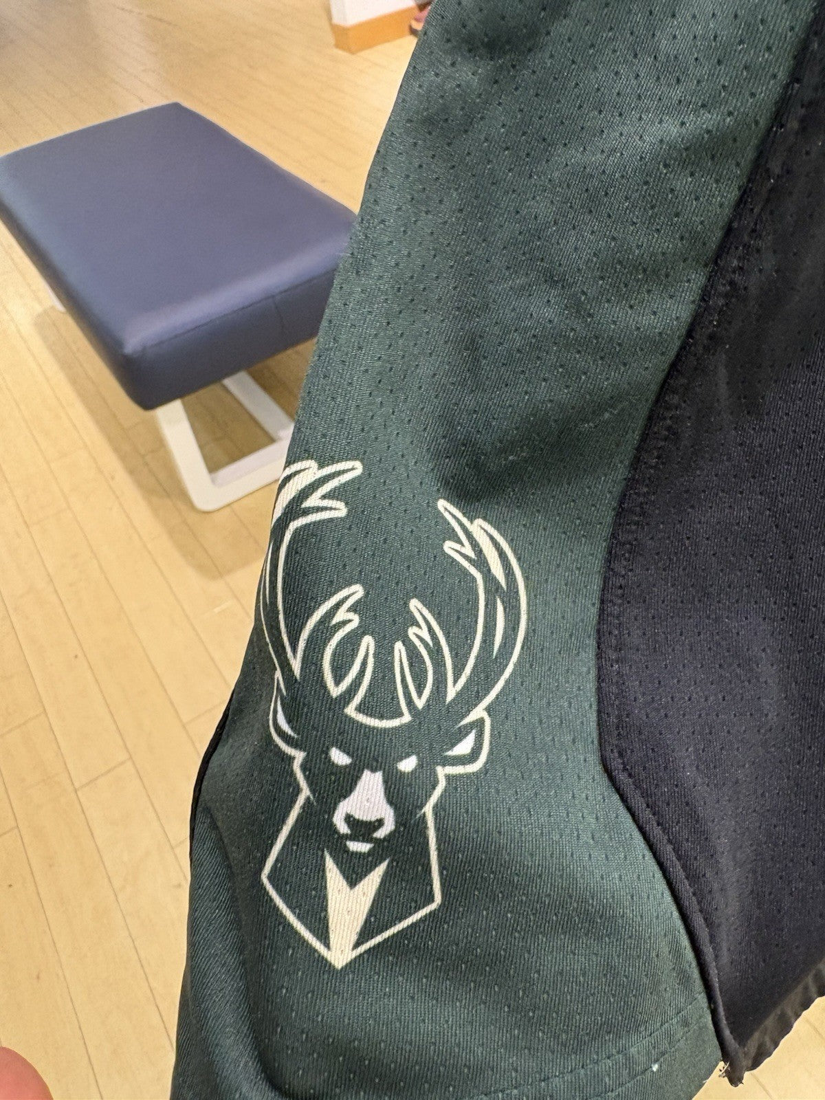 Authentic NBA Team Issue NIKE Milwaukee Bucks Practice Shorts Size L