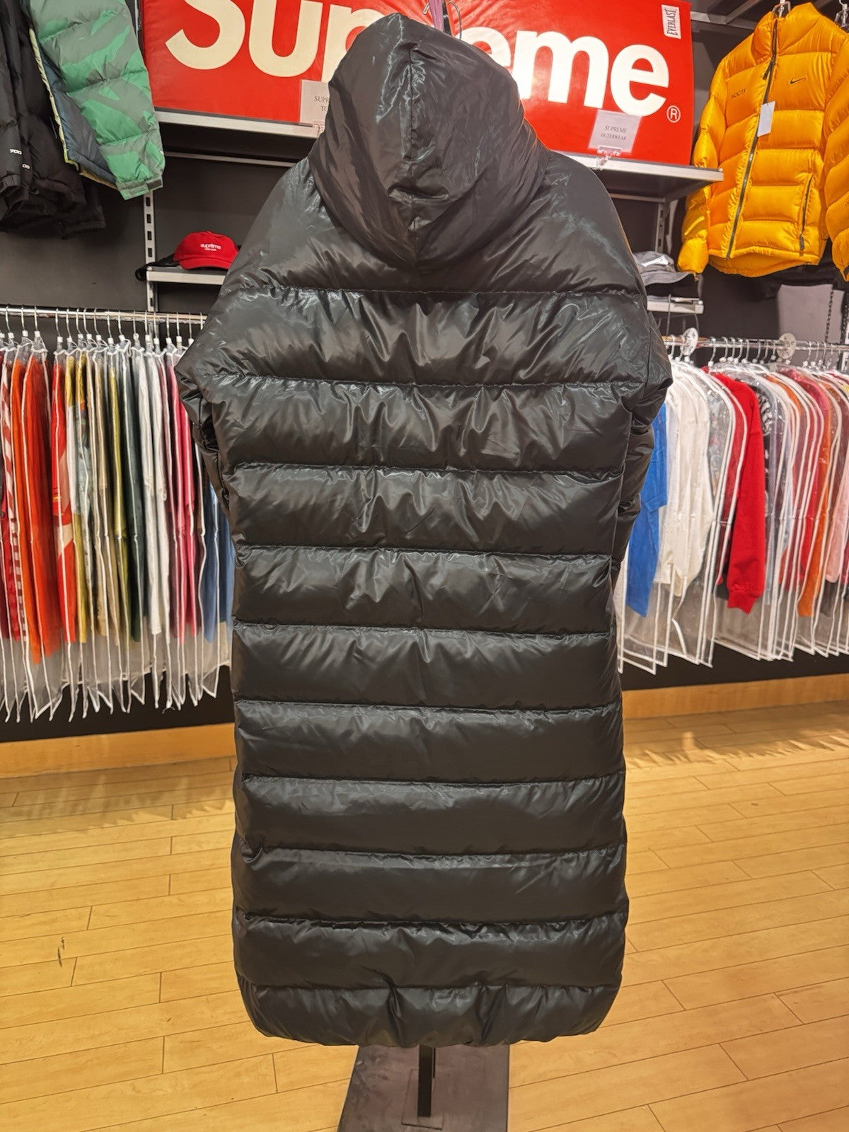 Nike Sportswear Women's Therma Fit Jacket, Size S- Black