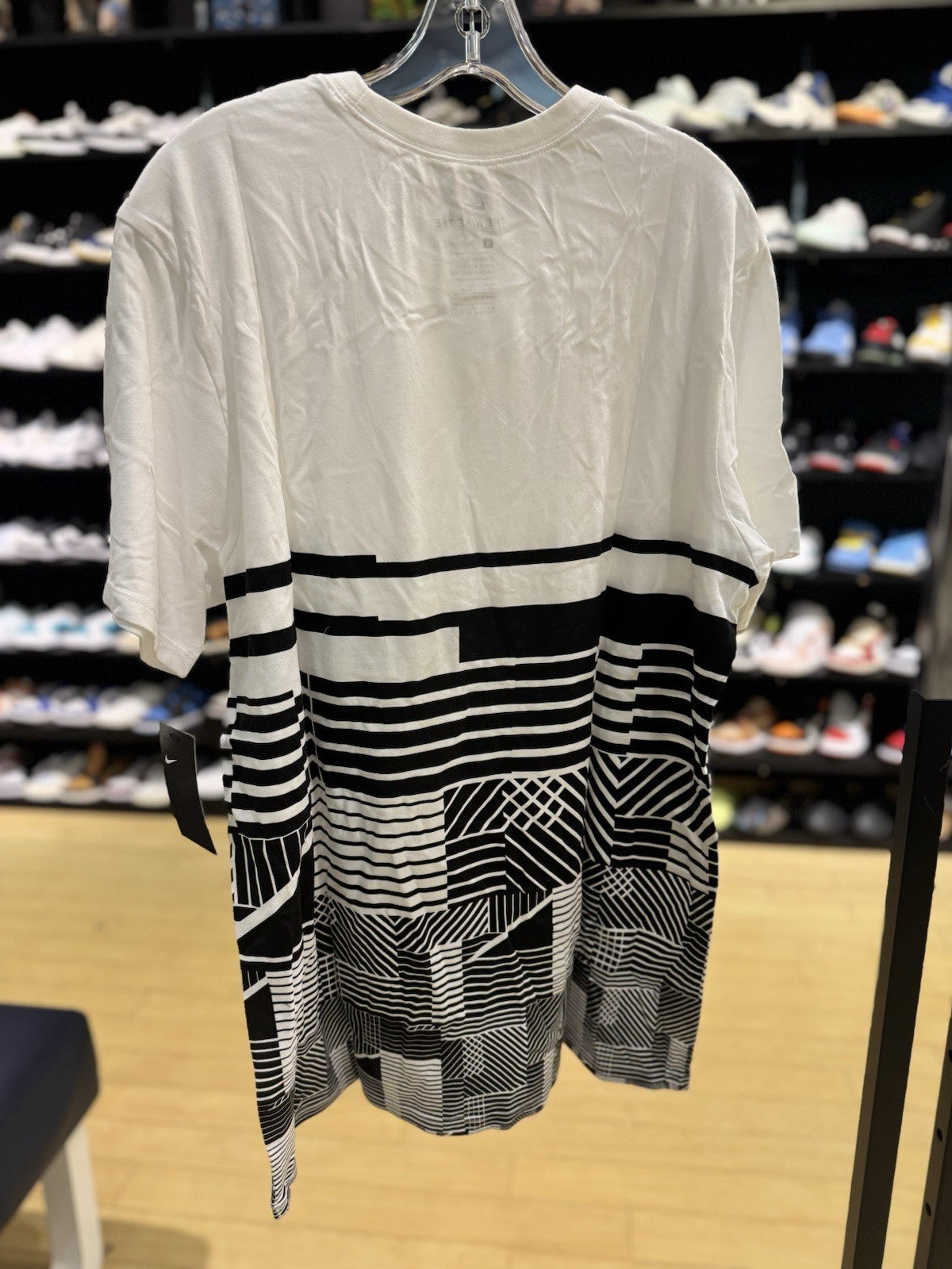 NikeCourt Men's Tennis T-Shirt White Size Small