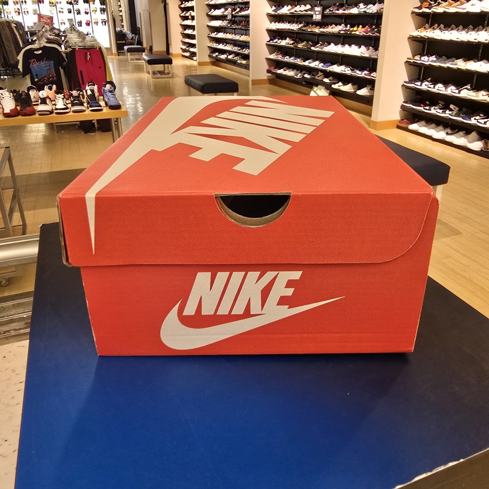 Nike Dunk Low Black White Women's SZ 8.5/7M