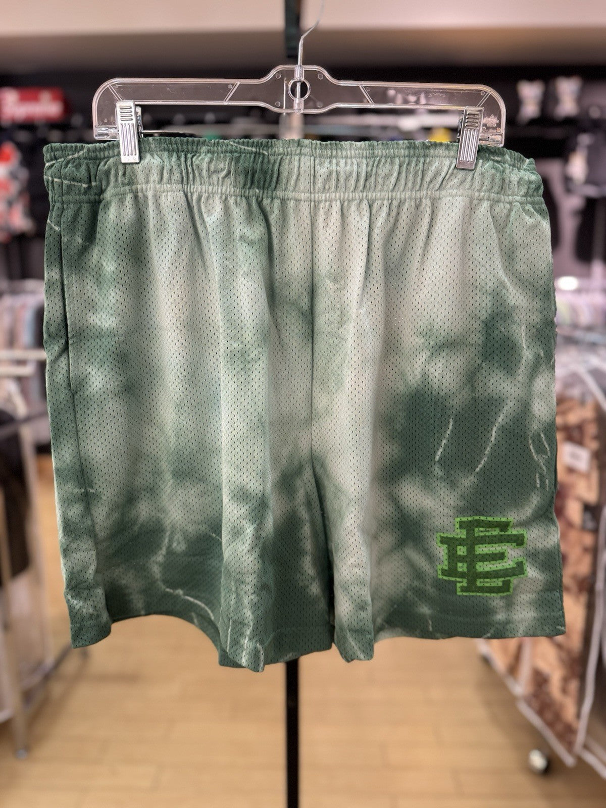 Eric Emmanuel green tie dye shorts Size XXL